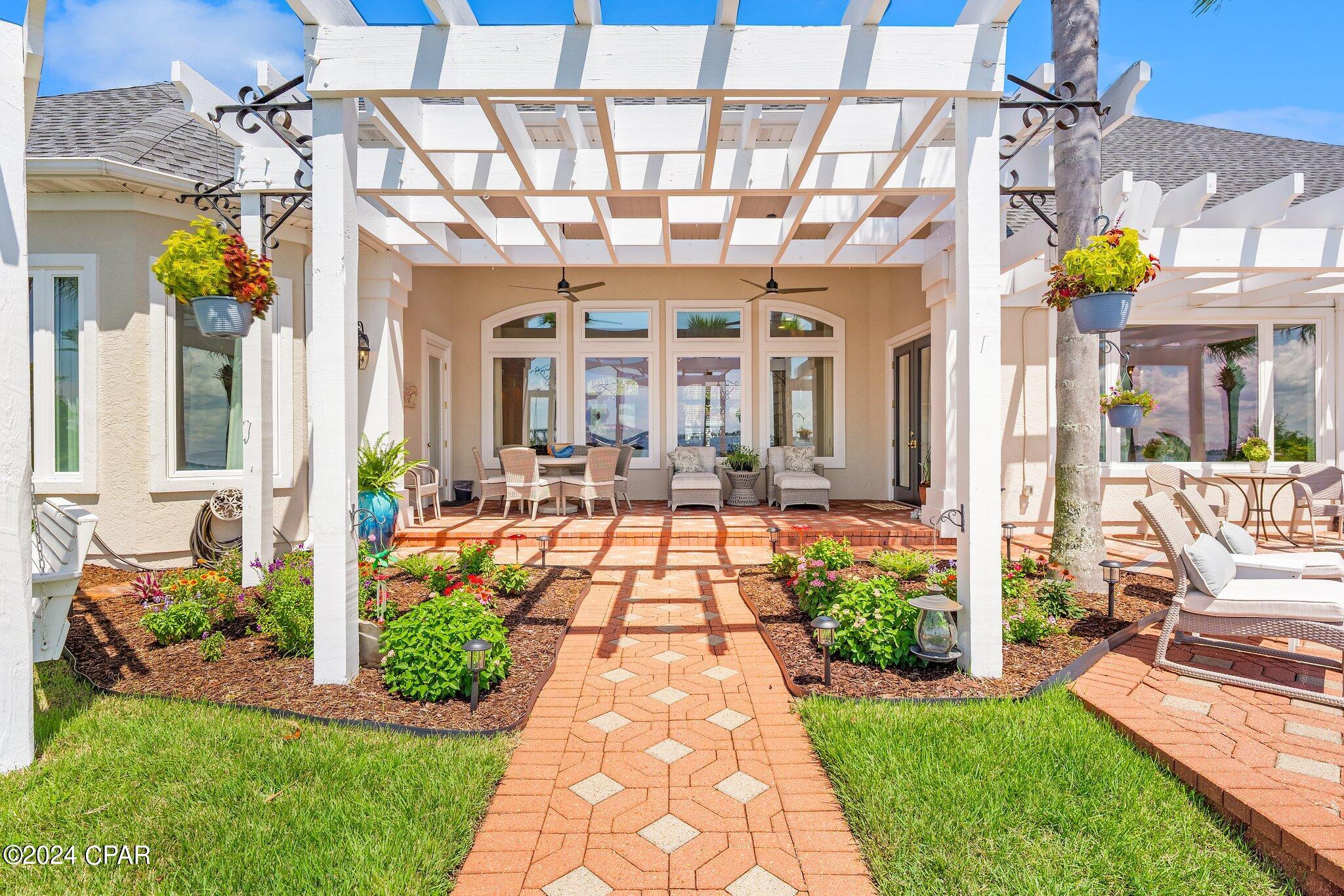 Dolphin Bay Ph I - Residential