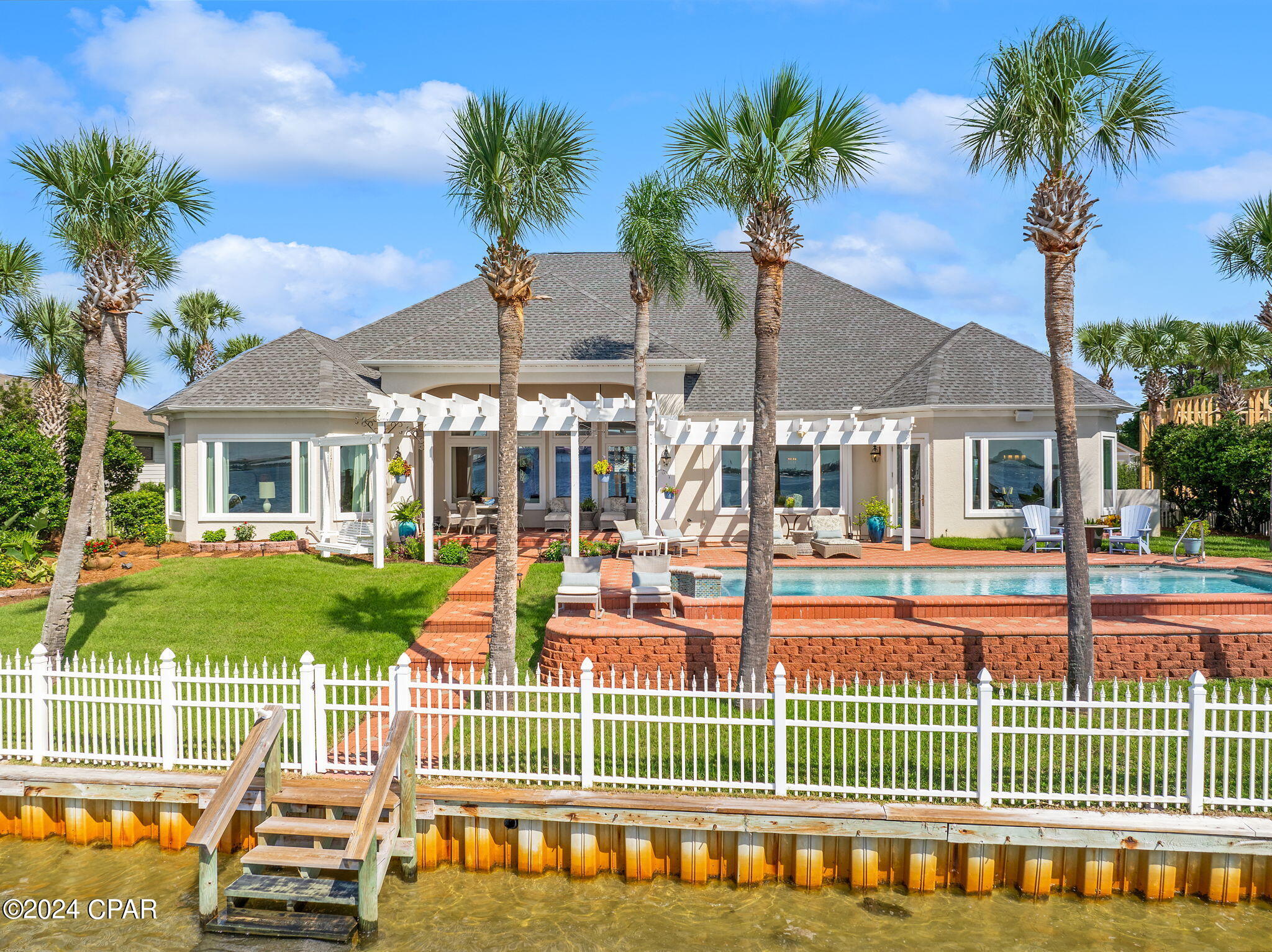 Dolphin Bay Ph I - Residential