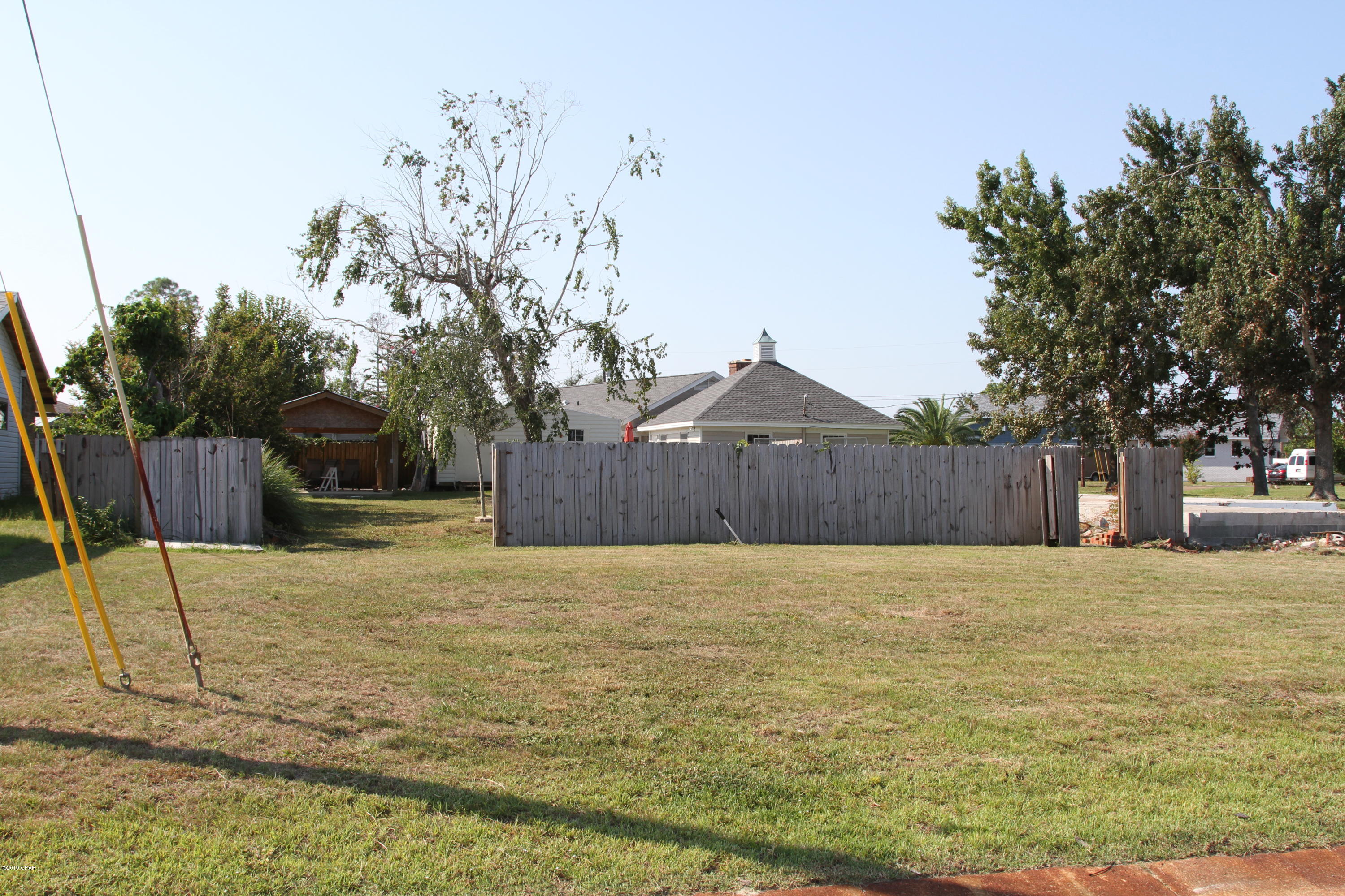 Huntingdon Estates U-3 - Land
