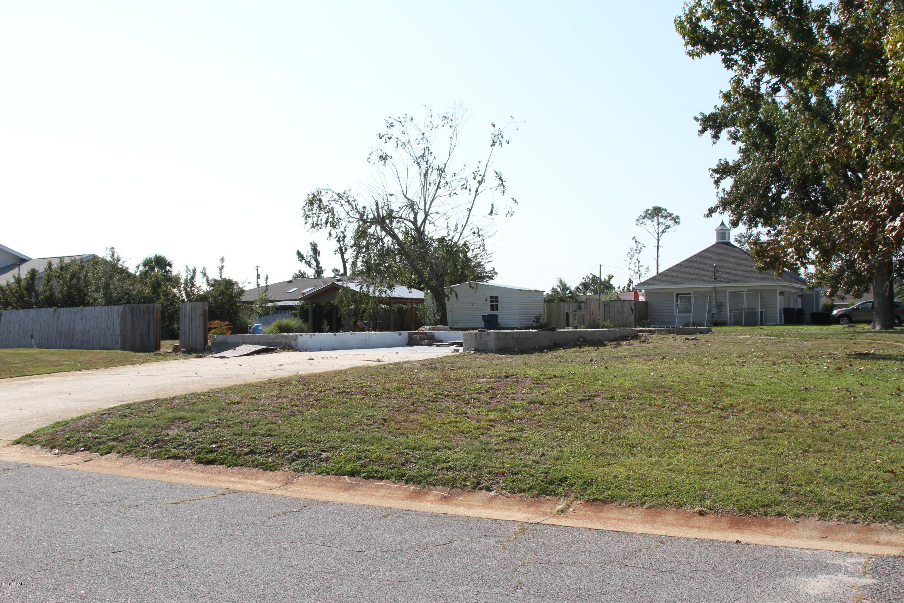 Huntingdon Estates U-3 - Land
