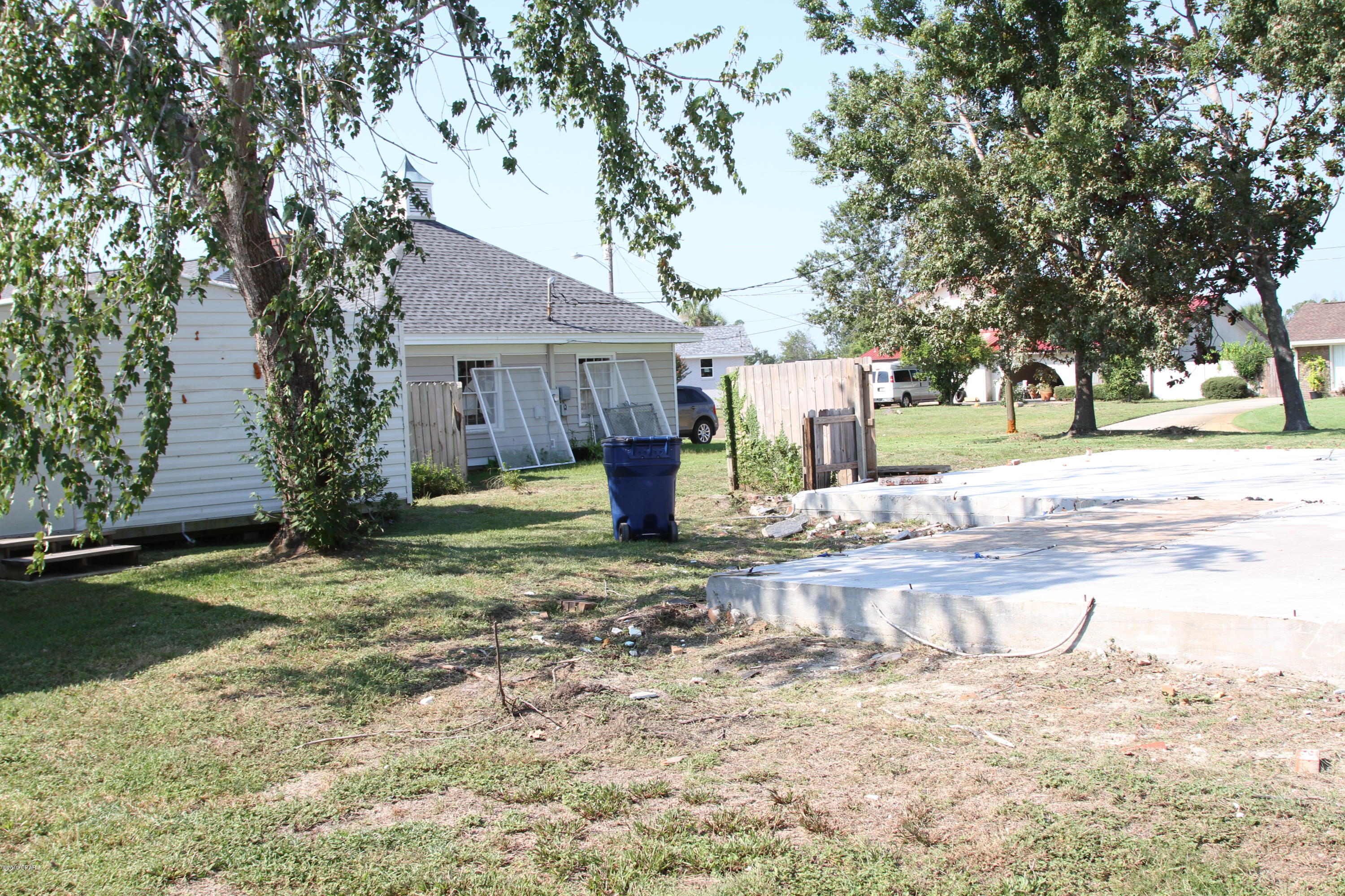 Huntingdon Estates U-3 - Land