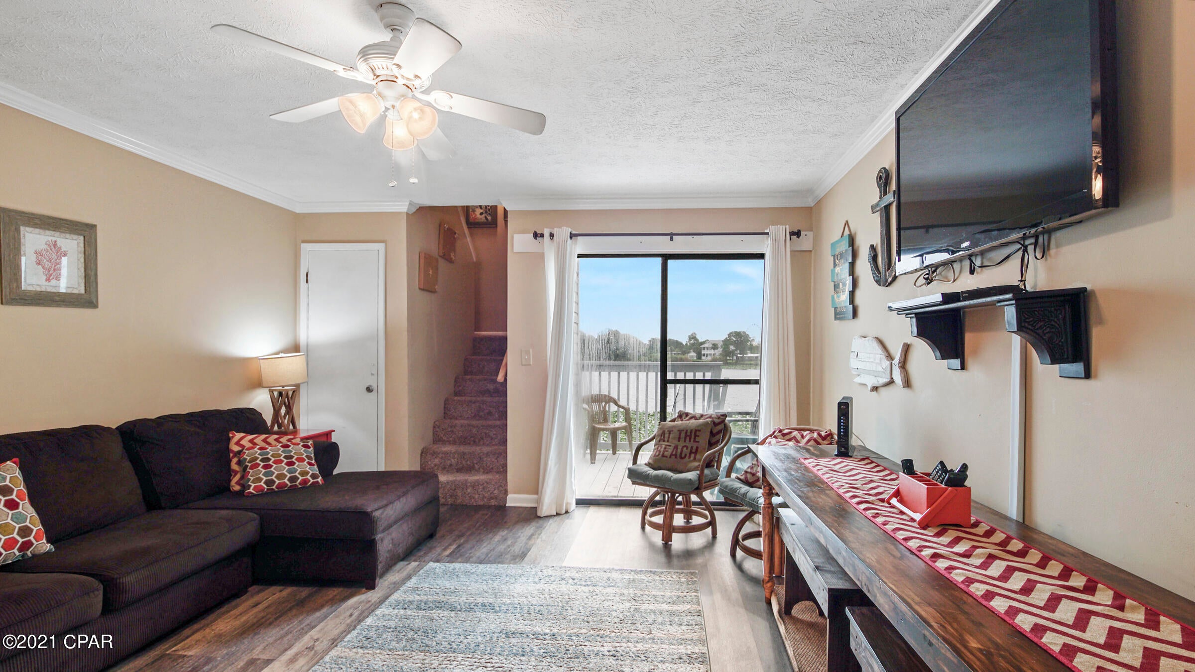Lullwater Beach - Residential