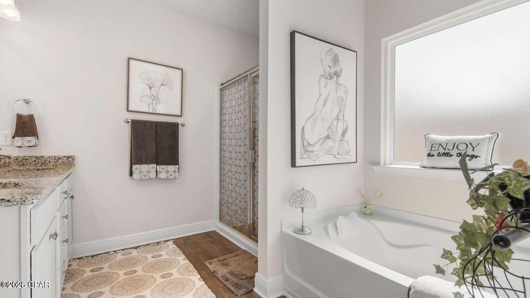 Emerald Cove Villas - Residential