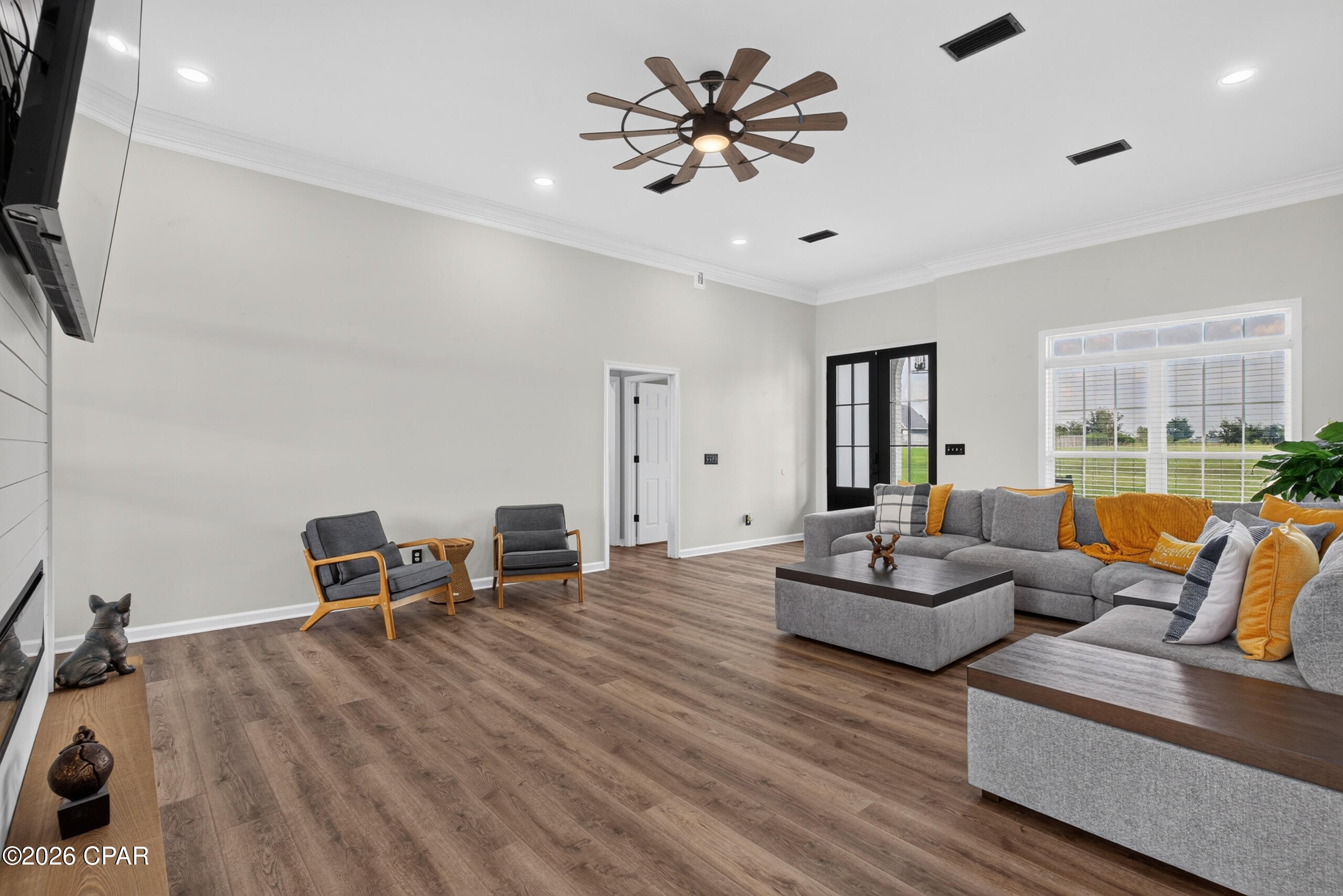 Spring Chase - Residential