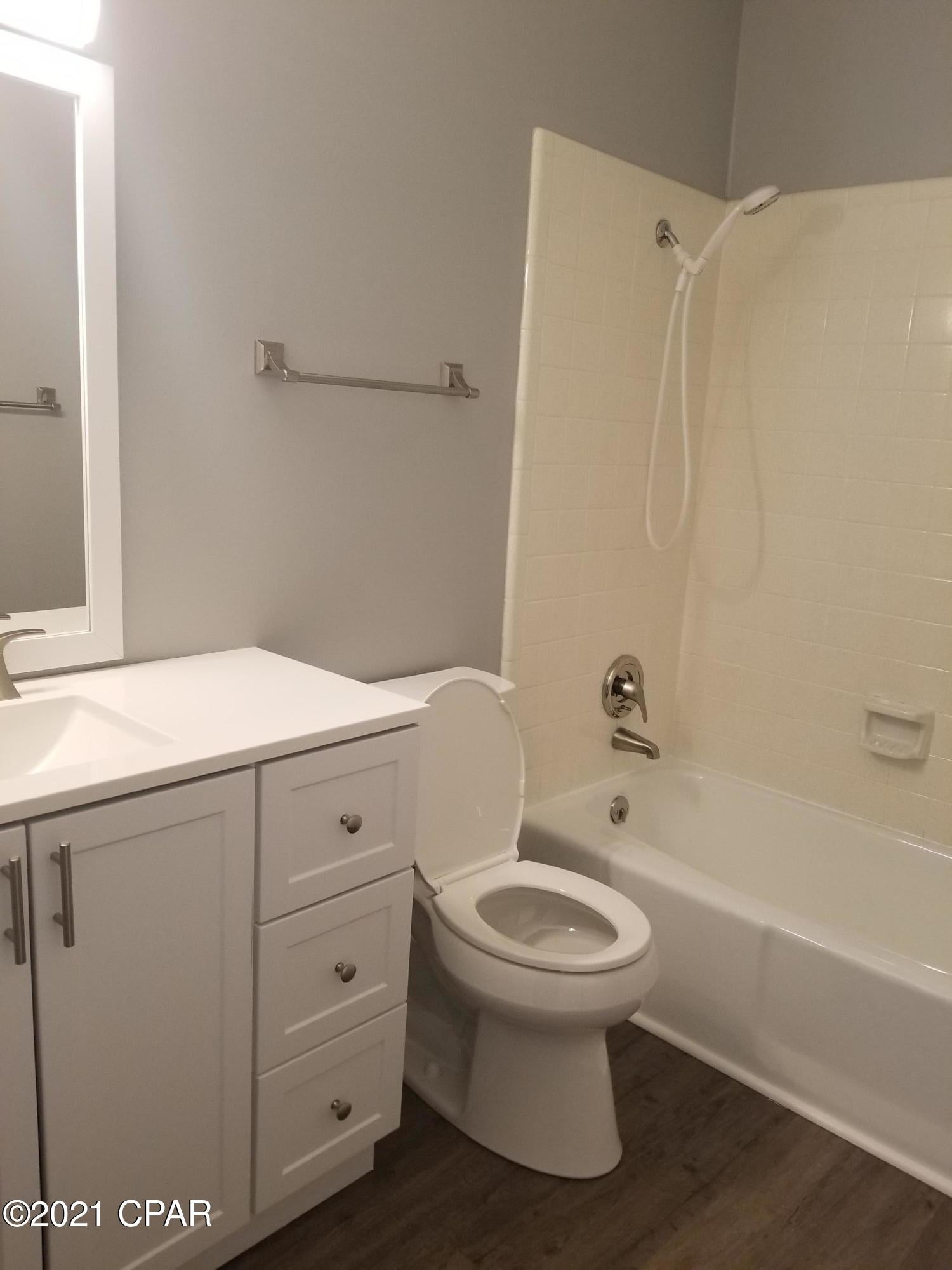Towne & Country Lake Estates - Residential