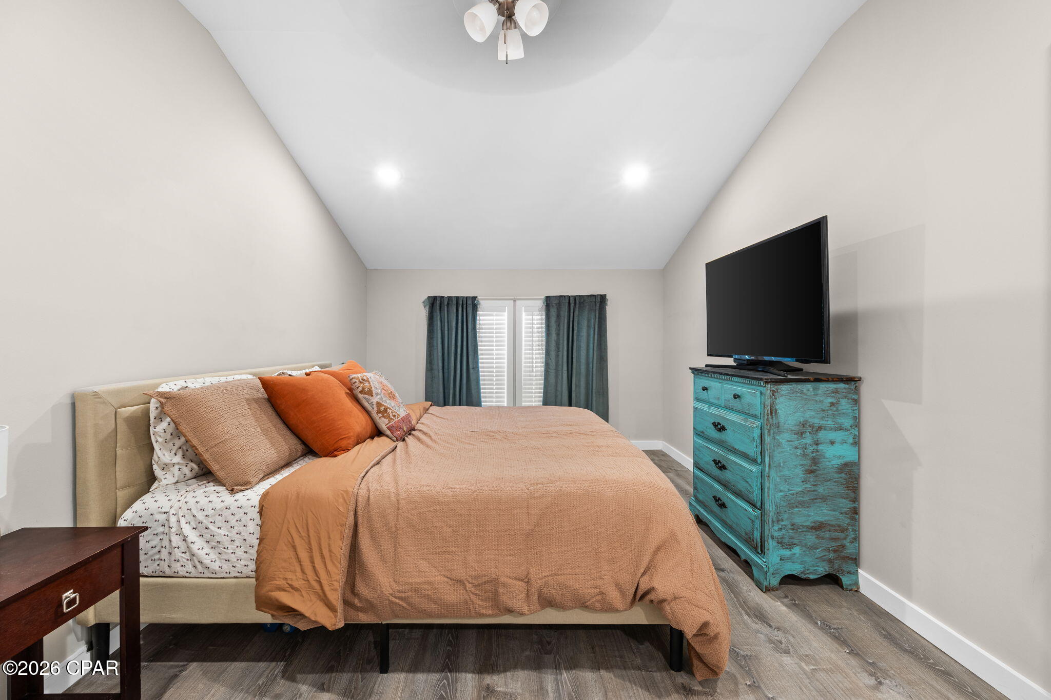 Cove Terrace - Residential