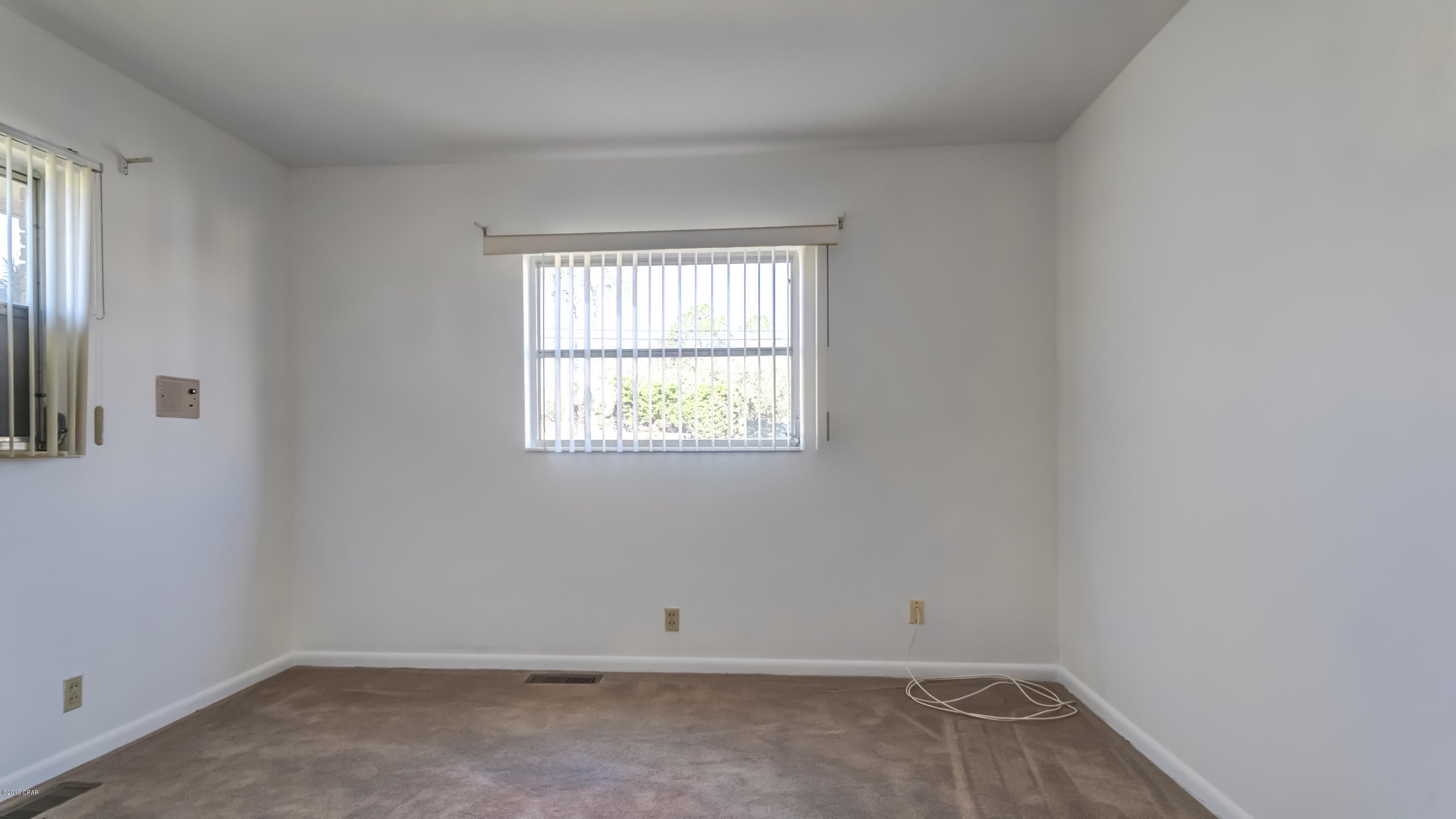 Woodlawn Unit 1 - Residential