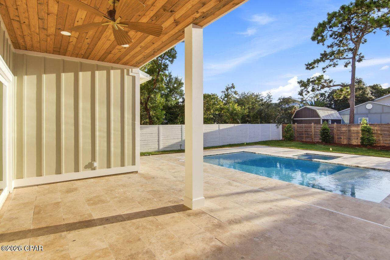 Gulf Shore Manor - Residential