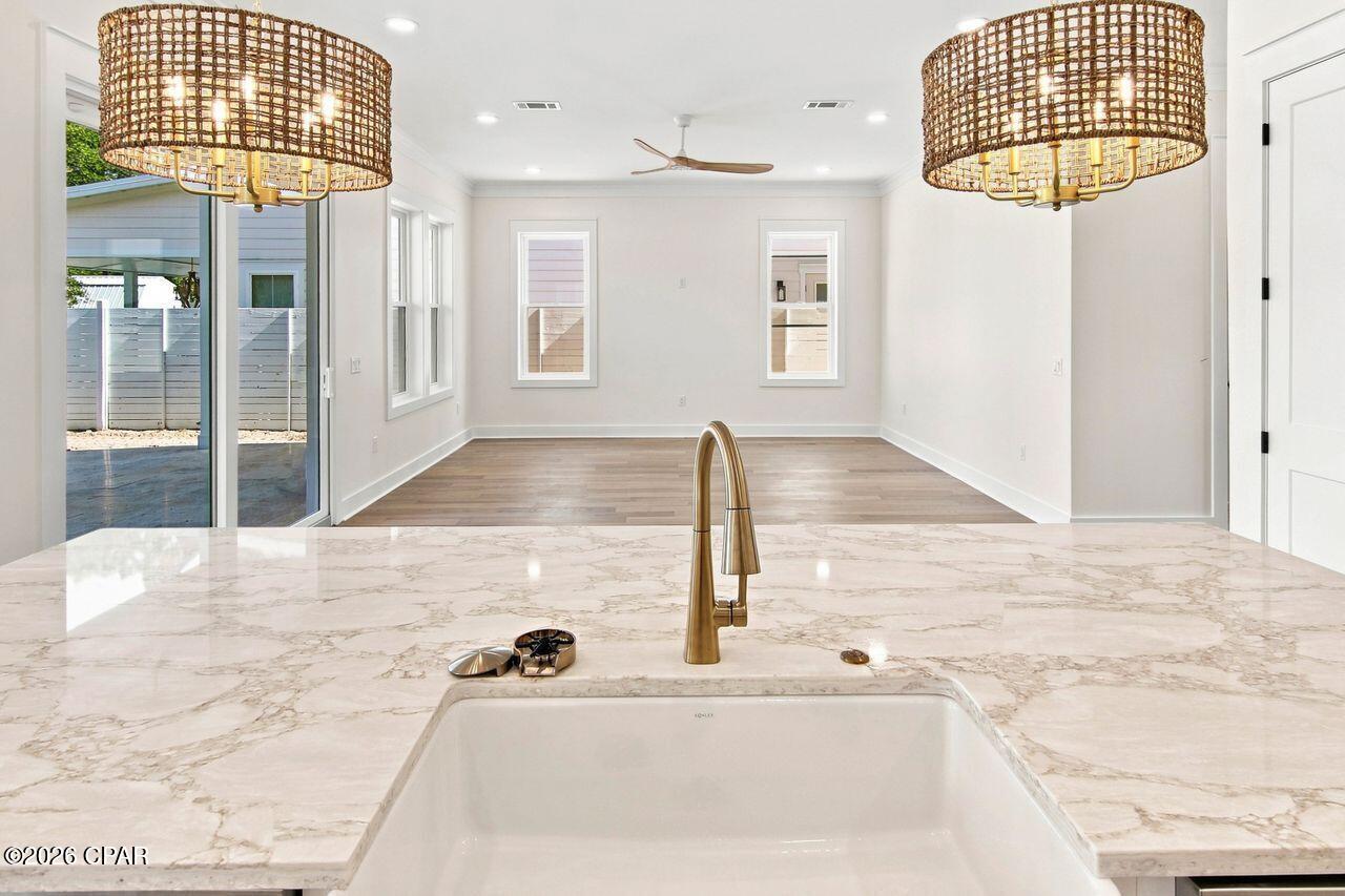 Gulf Shore Manor - Residential