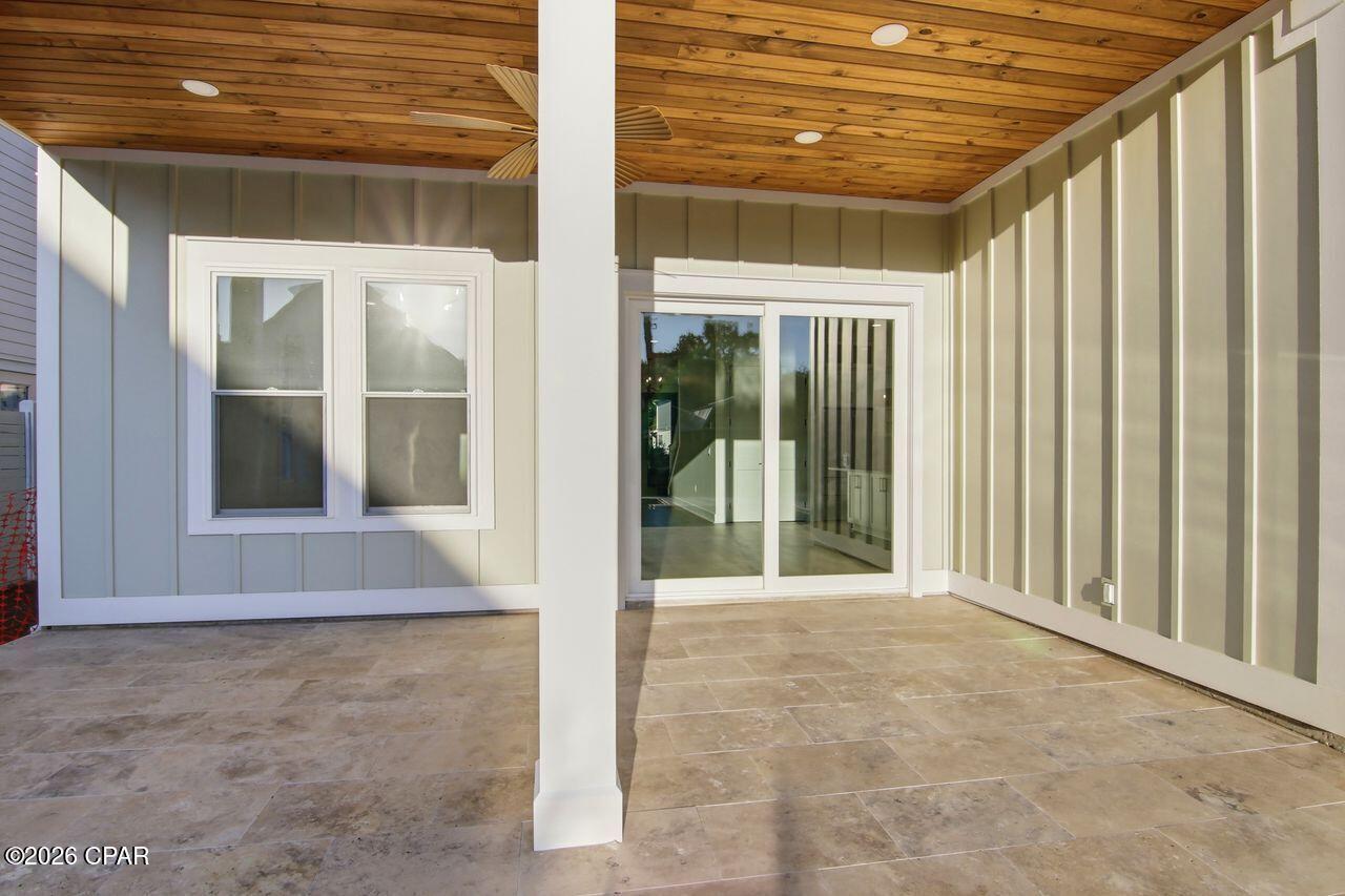 Gulf Shore Manor - Residential