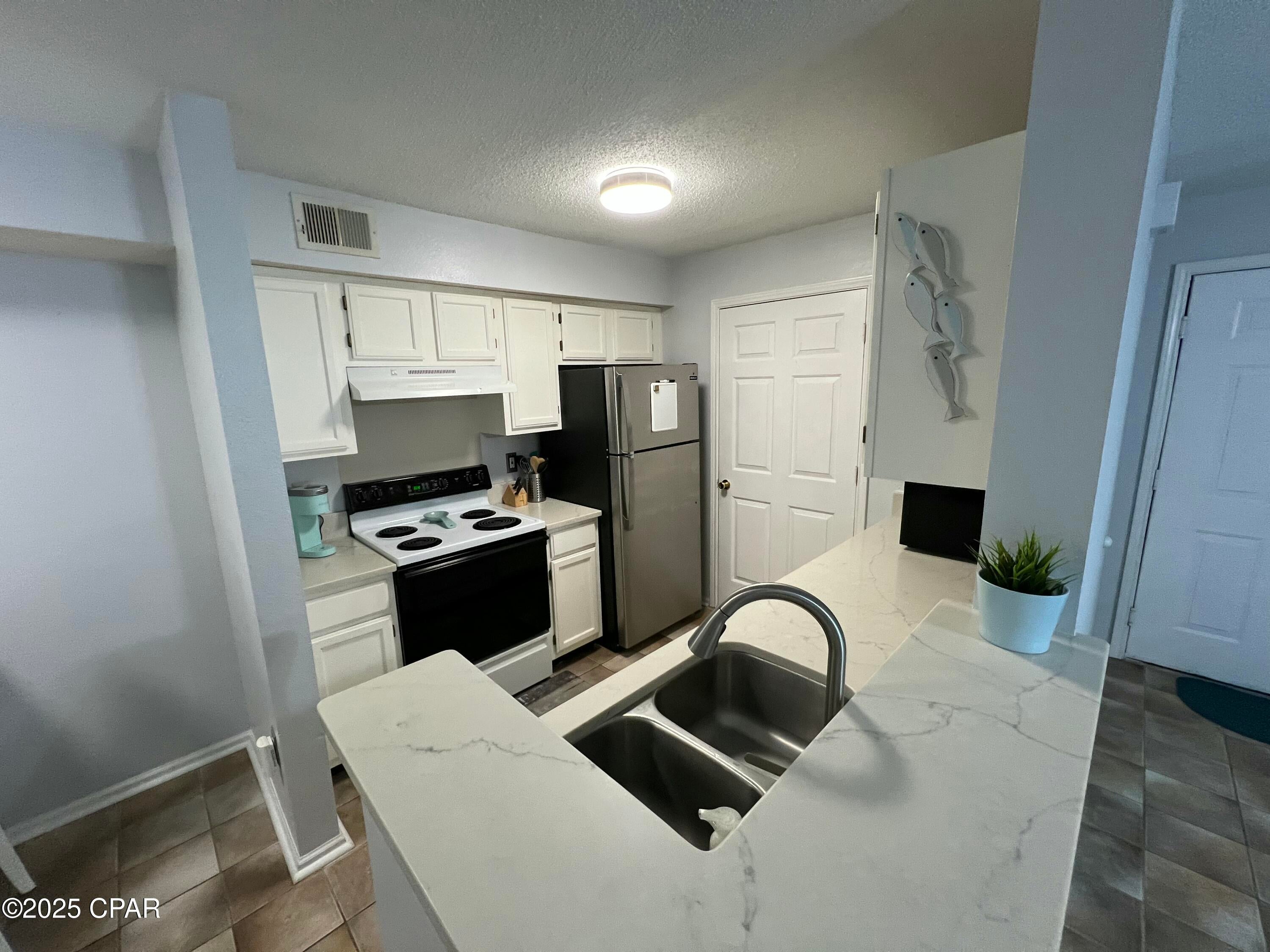 Indian Lake Condominium - Residential