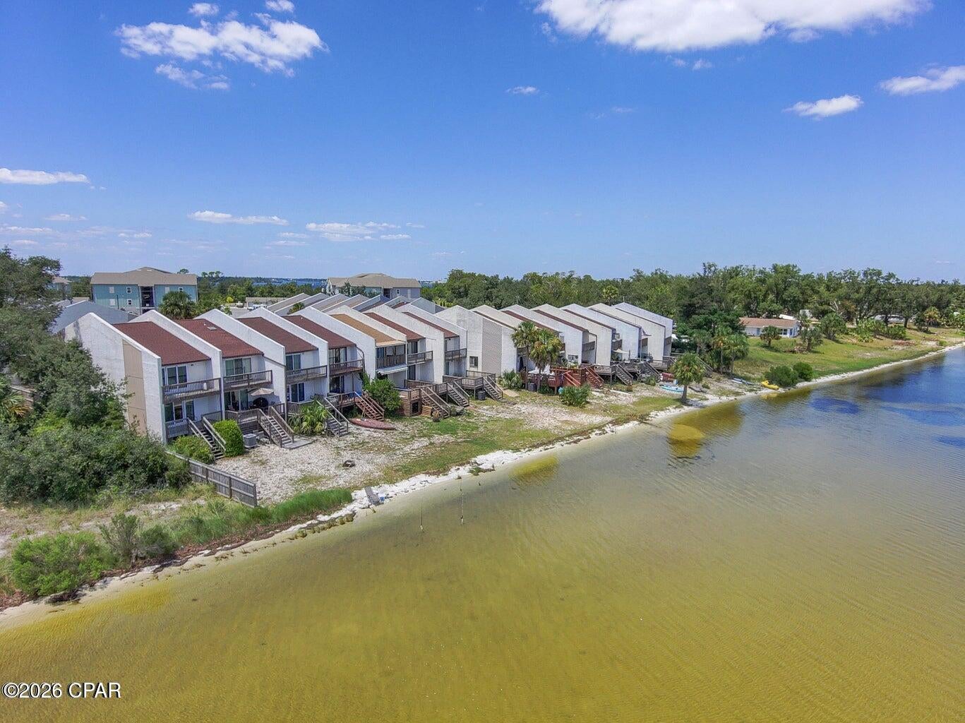 Oakshore Villas Twnhs - Residential
