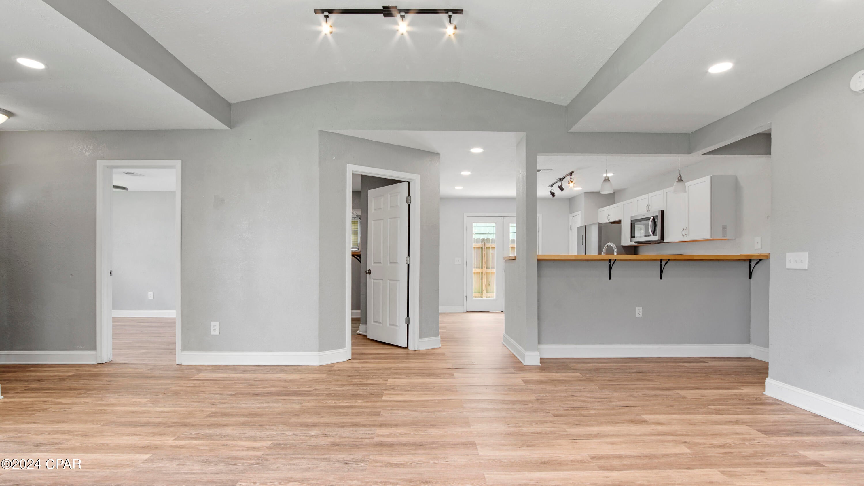 [No Recorded Subdiv] - Residential Lease