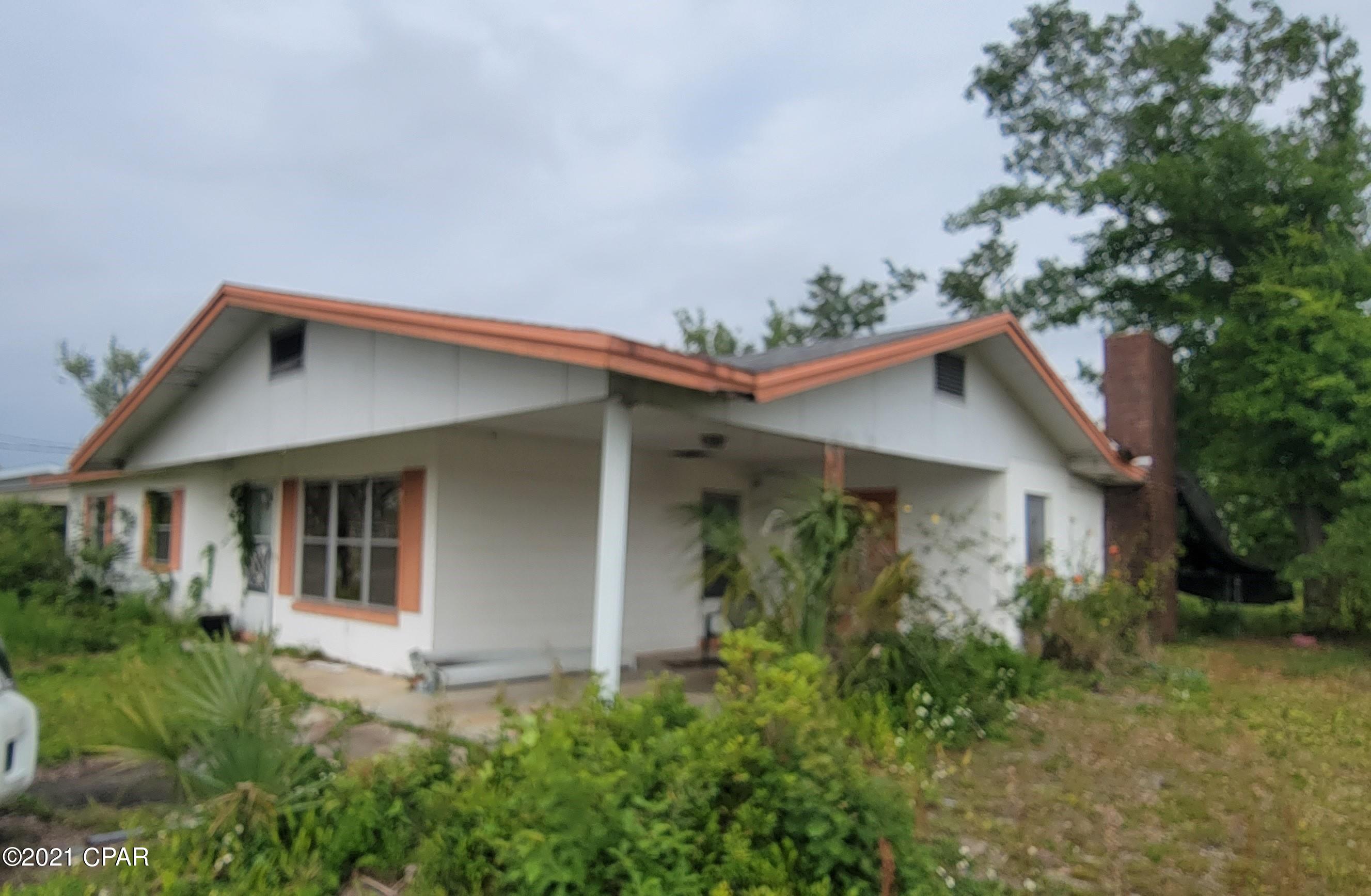 Calling for highest and best by 05/17/21 by 5pm. Calling all investors! Substantial damage from hurricane Michael. Mold present. Use caution when entering the property. Value in the land. No value given to the structure. All information is reliable but not guaranteed. Great location in Lynn Haven! Corner lot with easy access to town. Flood zone X.