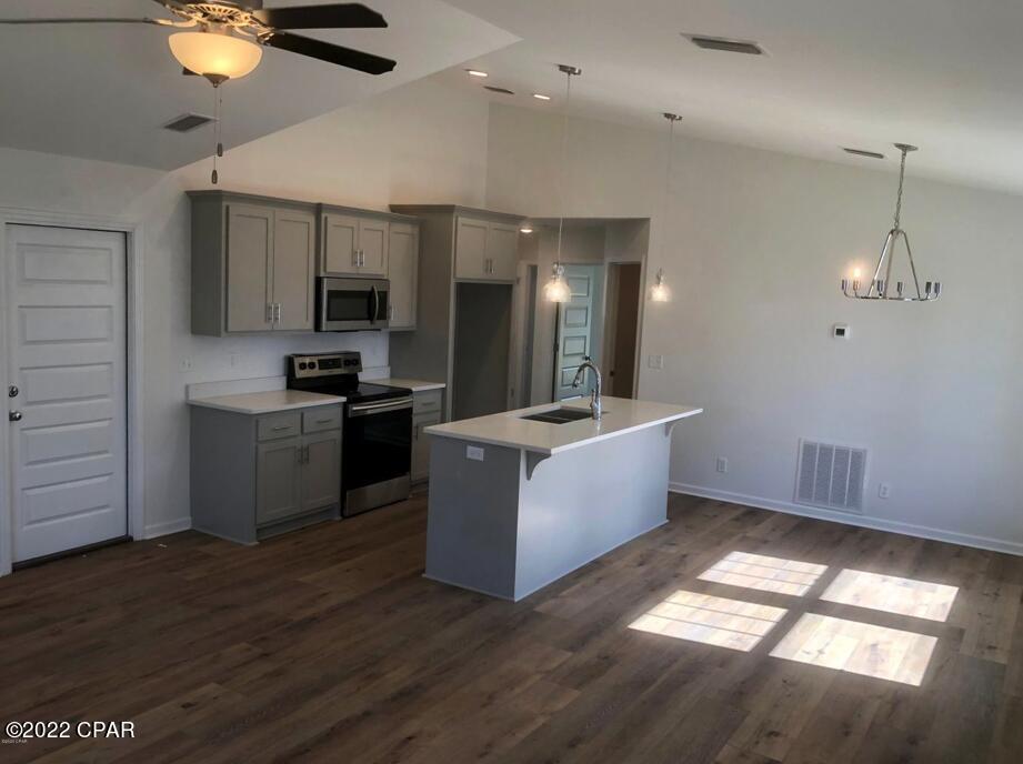 [No Recorded Subdiv] - Residential Lease