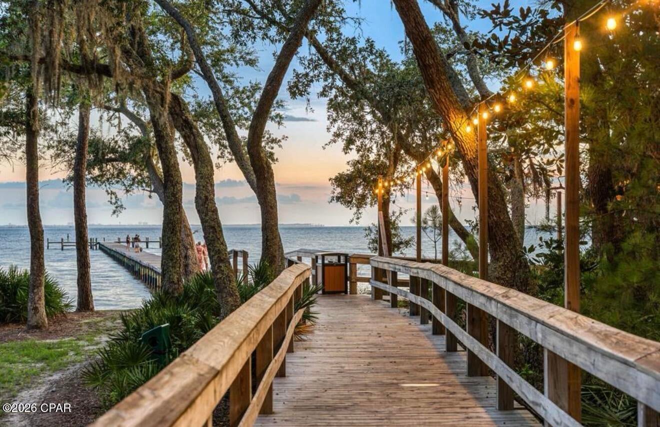 Hammock Bay - Residential