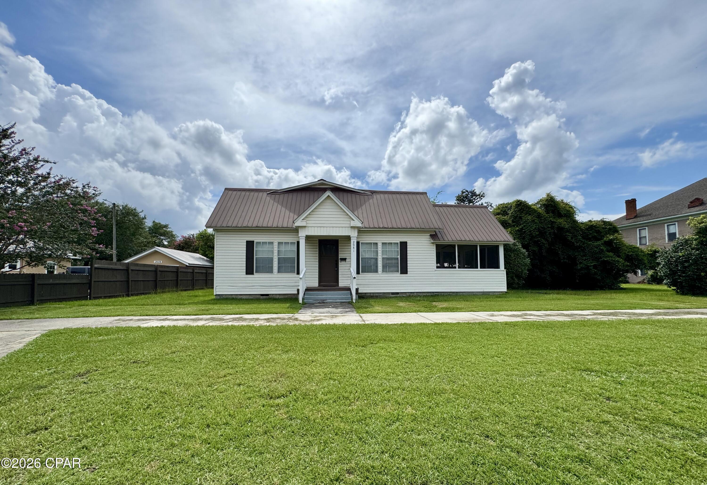 [No Recorded Subdiv] - Residential