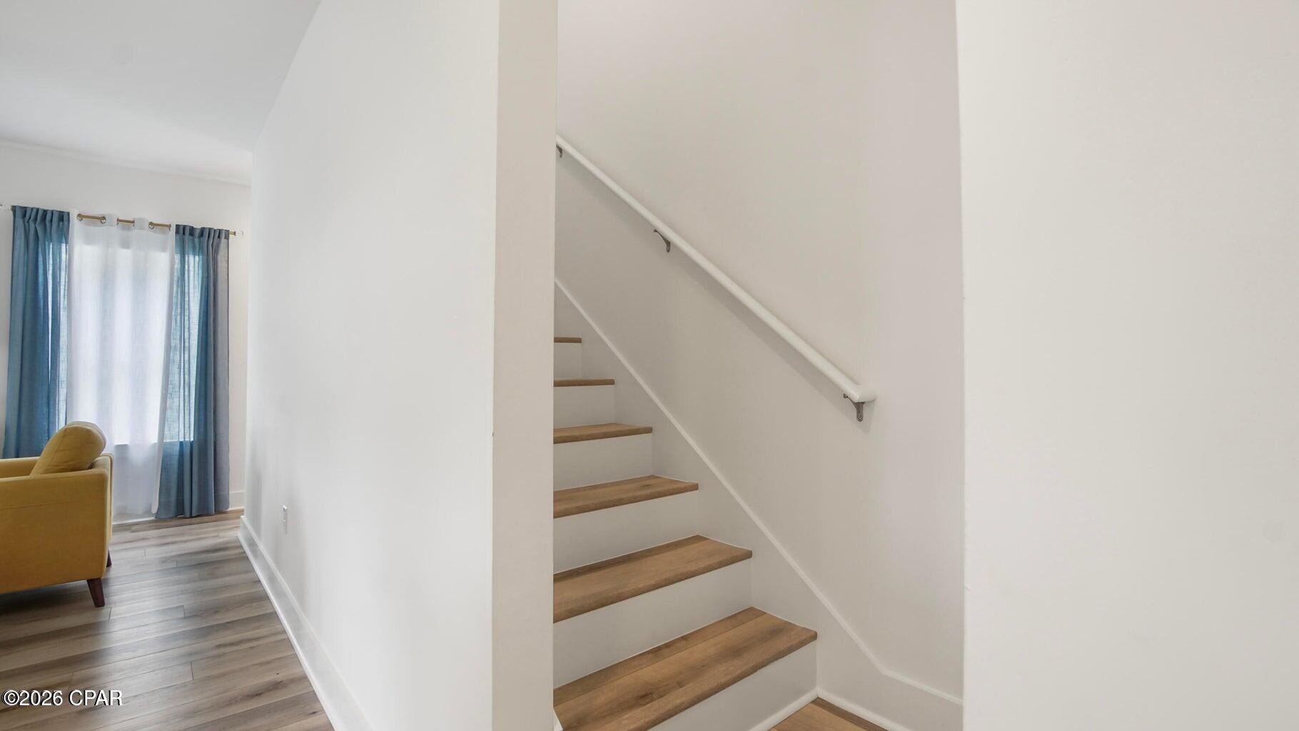 Lagoon Manor - Residential