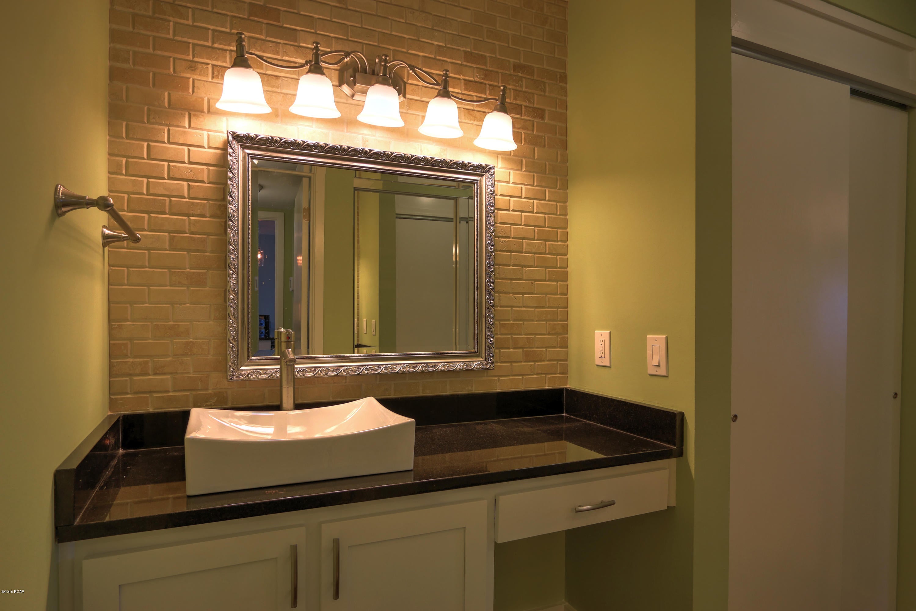 Bay Point Harbour Villas - Residential