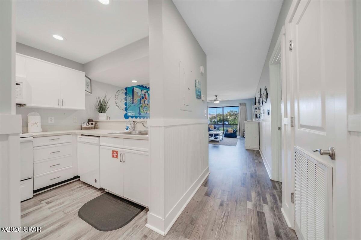 Edgewater Golf Villas V-B - Residential