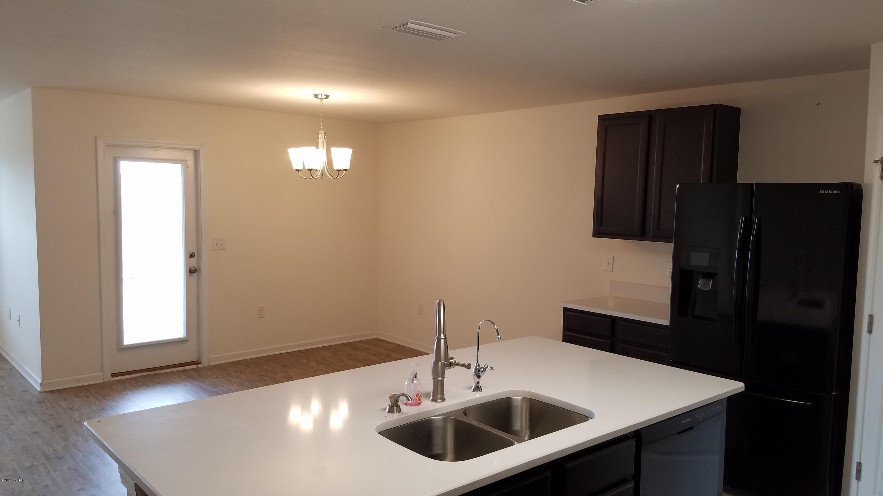 [No Recorded Subdiv] - Residential Lease