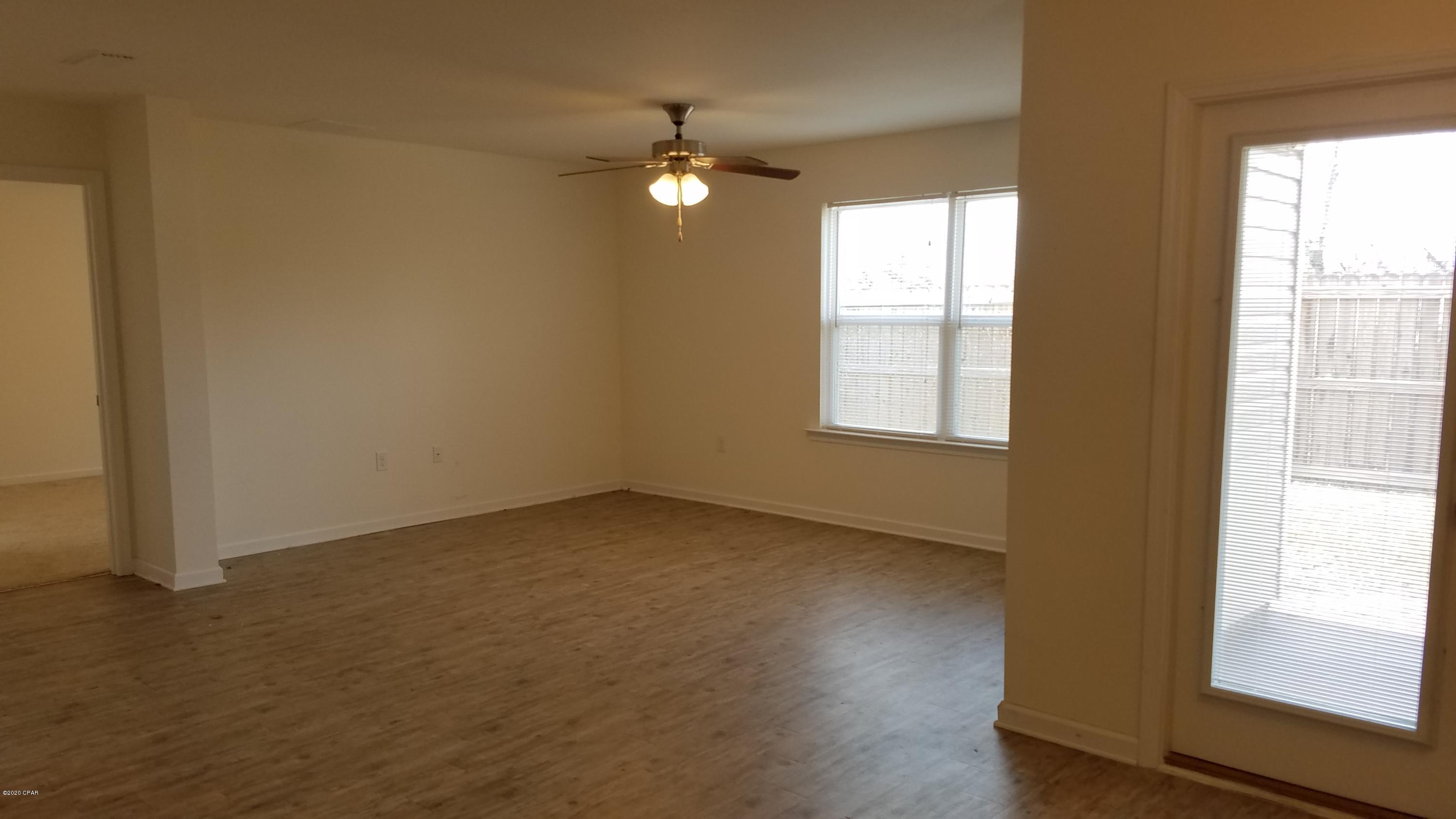 [No Recorded Subdiv] - Residential Lease