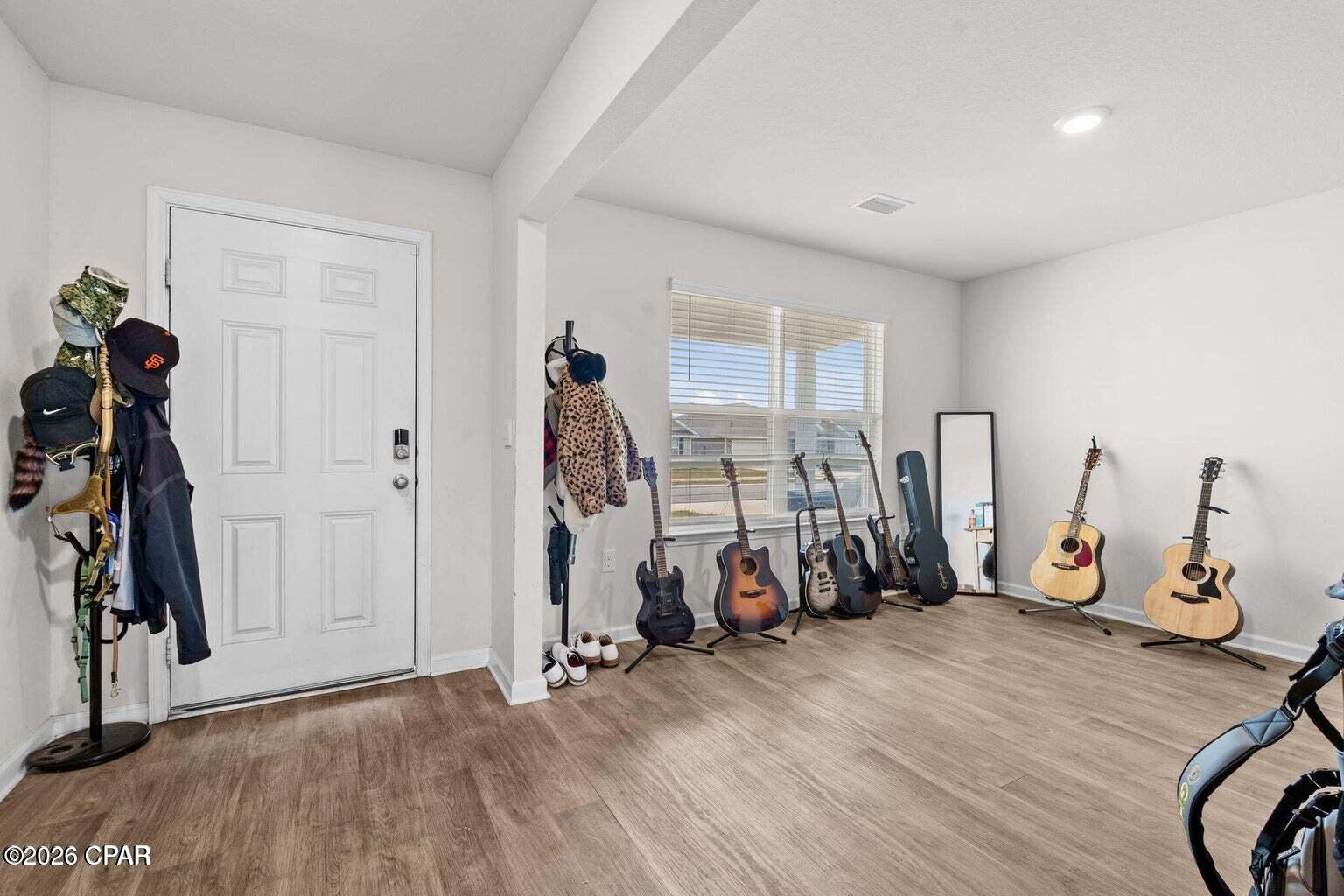 [No Recorded Subdiv] - Residential Lease