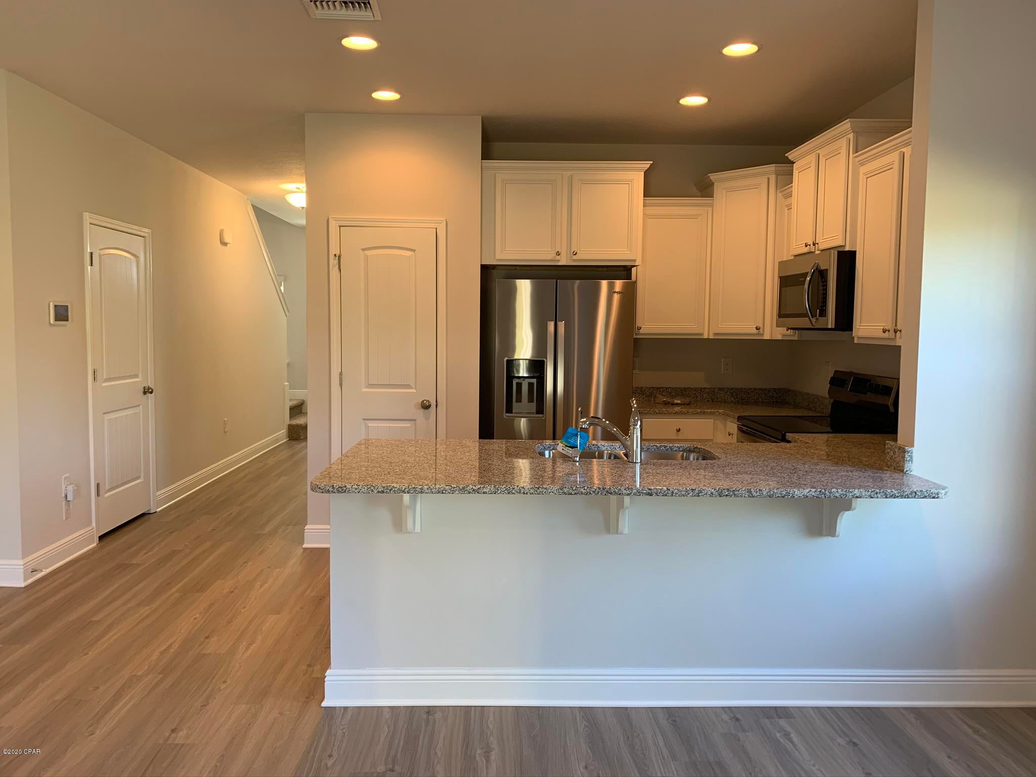 Hathaway Townhomes - Residential Lease