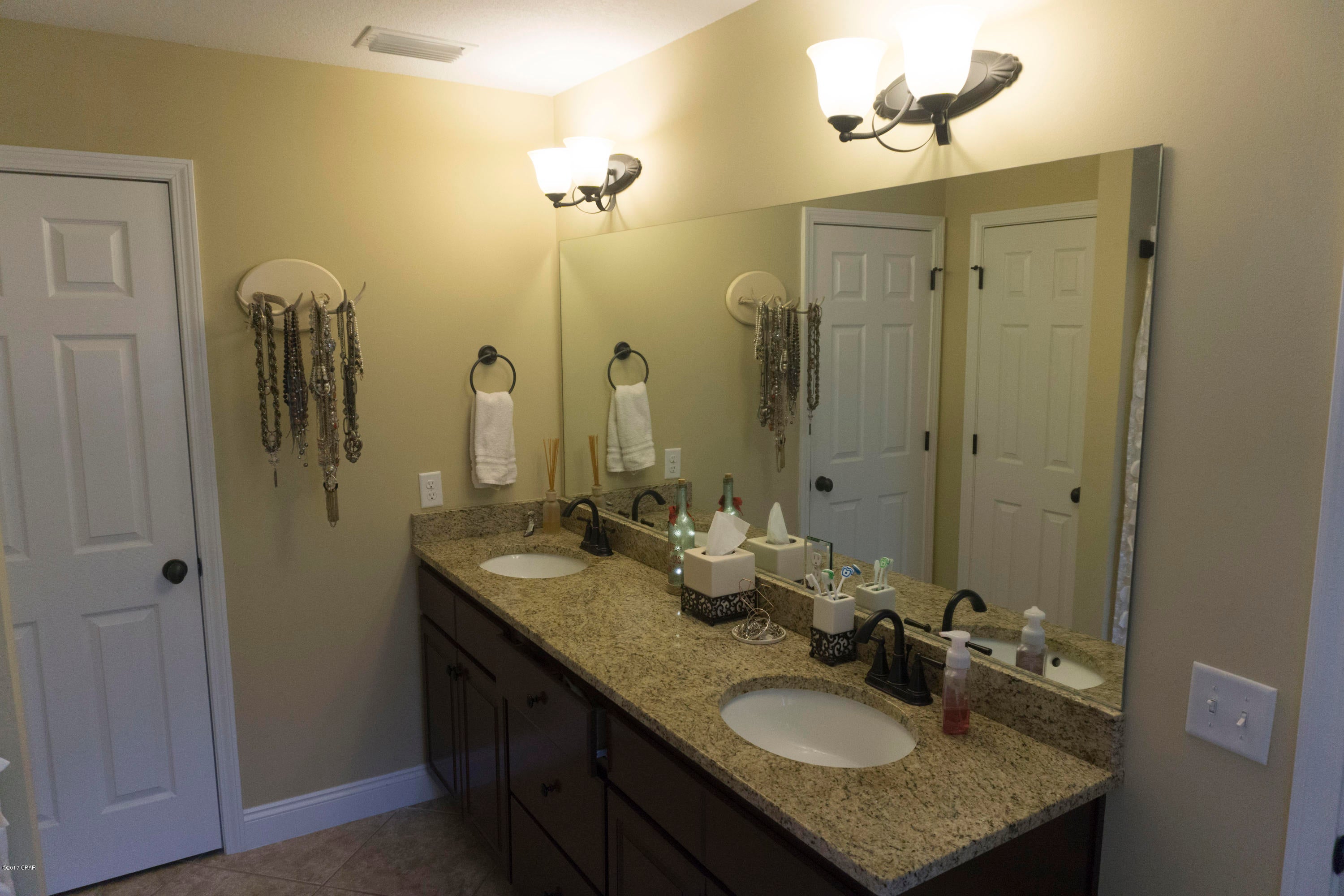 Annabella's Townhomes - Residential Lease