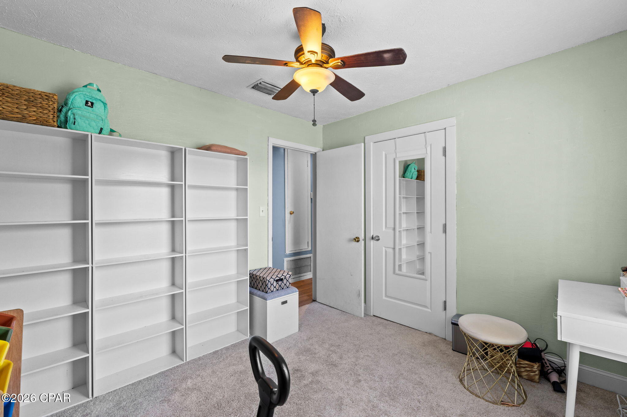 Pine Woods Add. - Residential