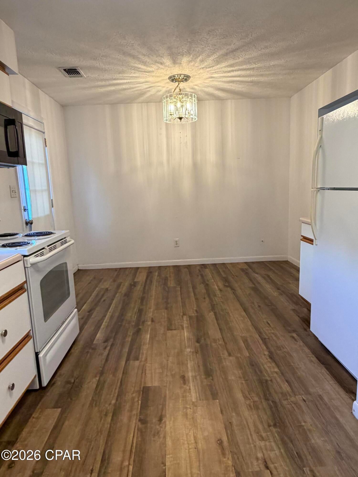 [No Recorded Subdiv] - Residential Lease