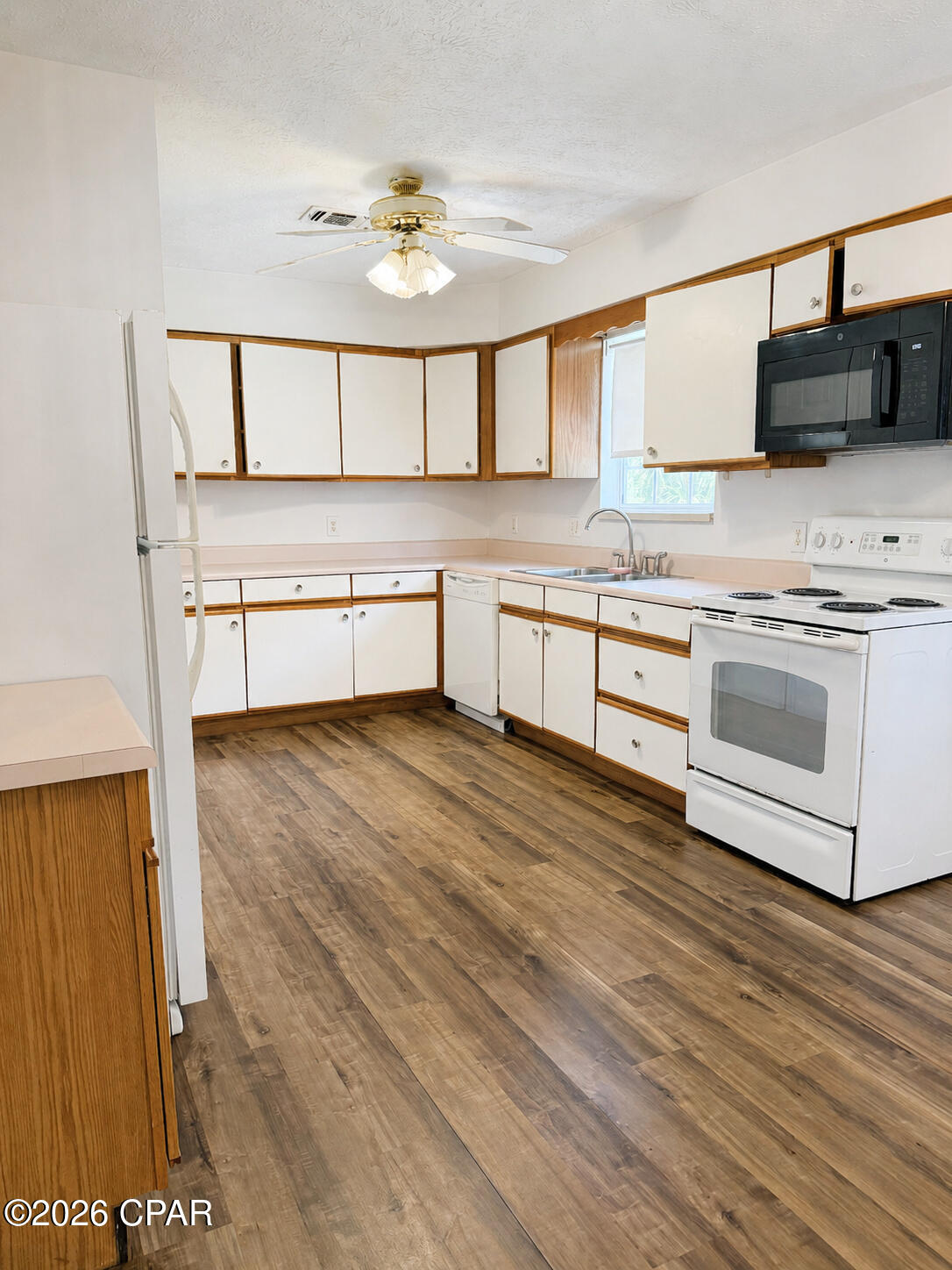 [No Recorded Subdiv] - Residential Lease