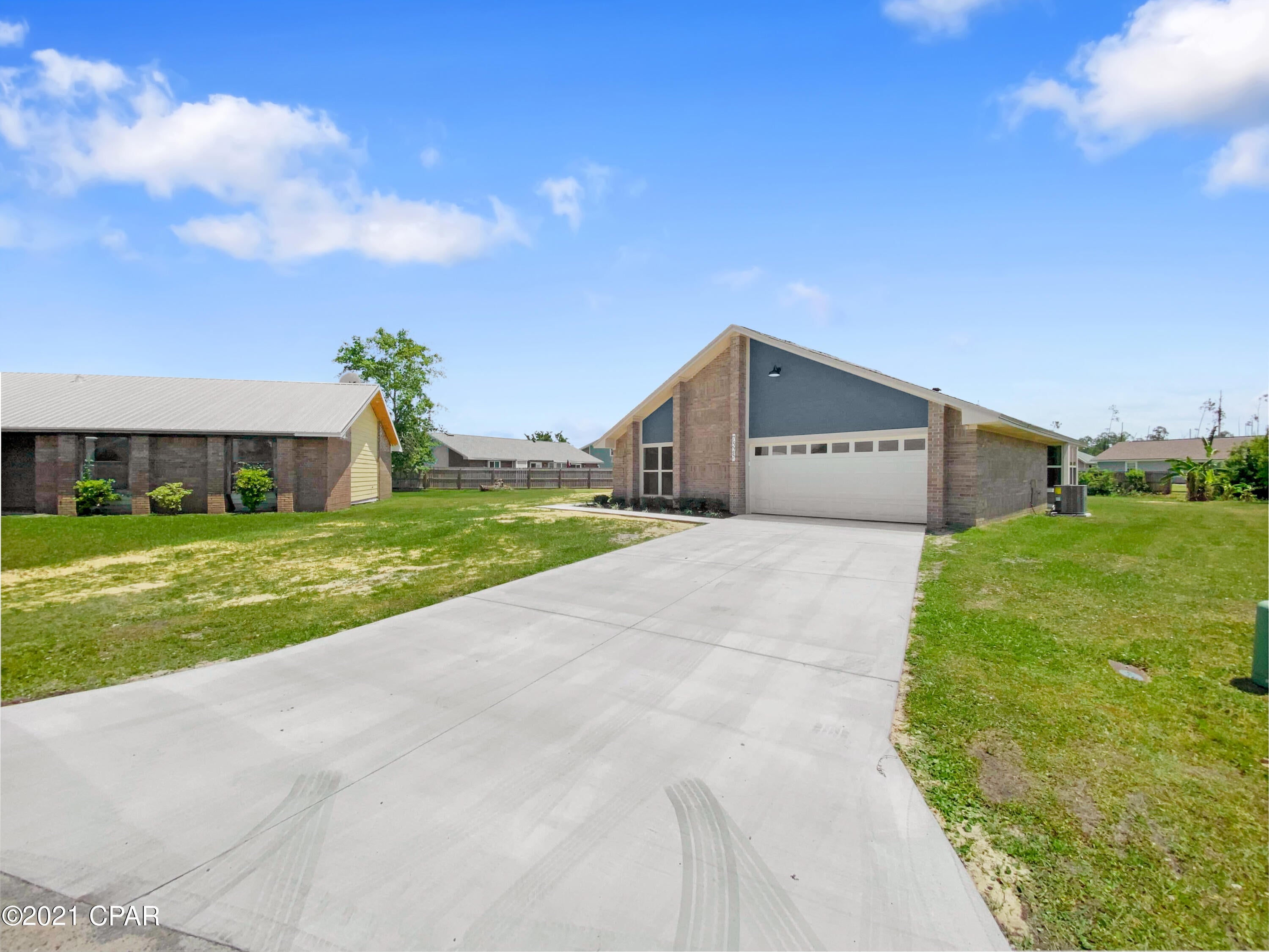 [No Recorded Subdiv] - Residential