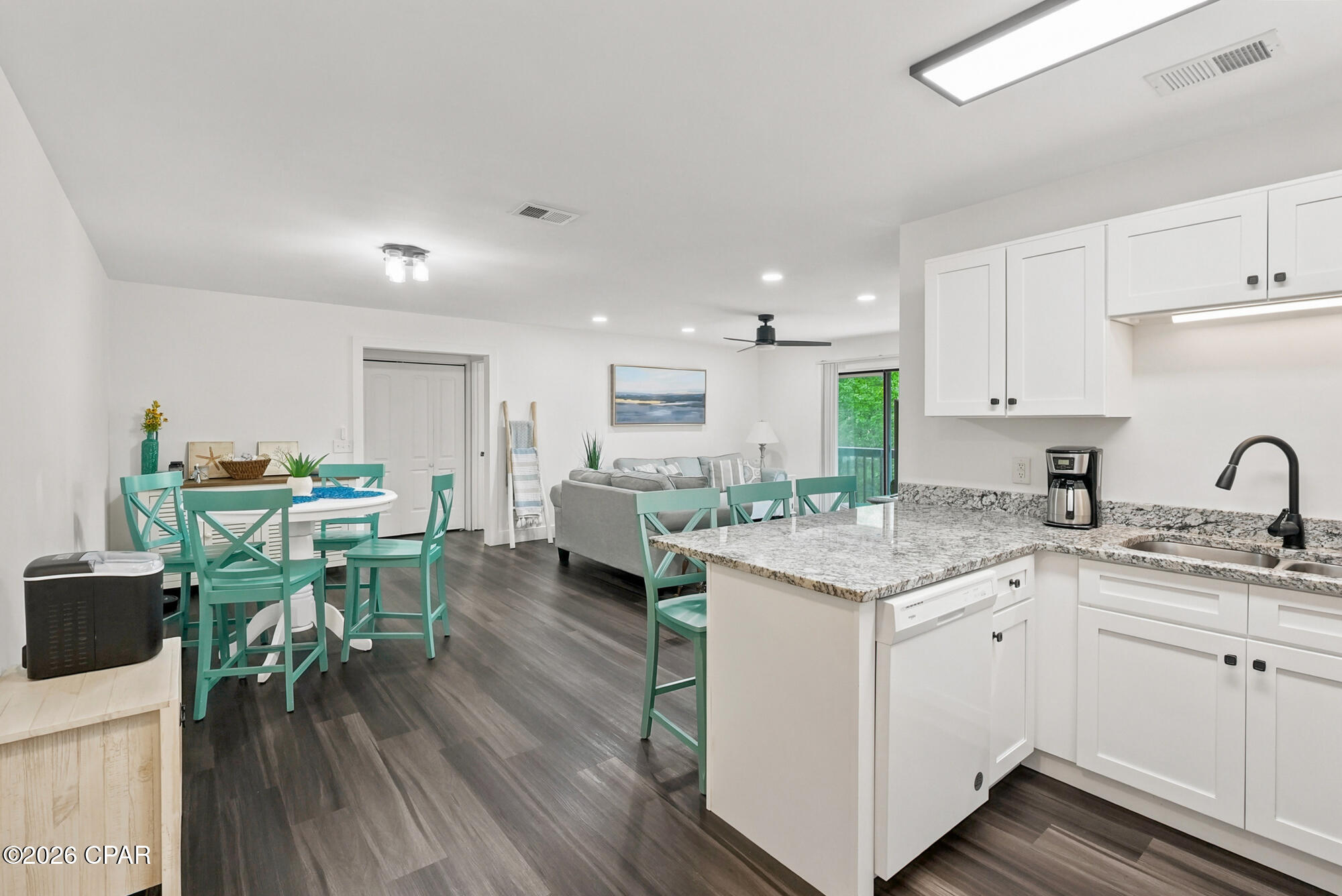 Shade Tree Condo Ph II - Residential