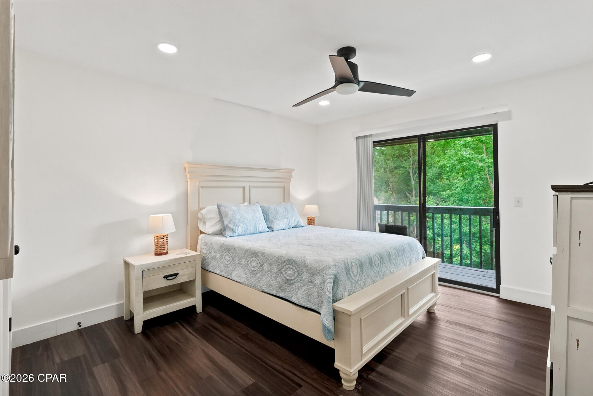 Shade Tree Condo Ph II - Residential