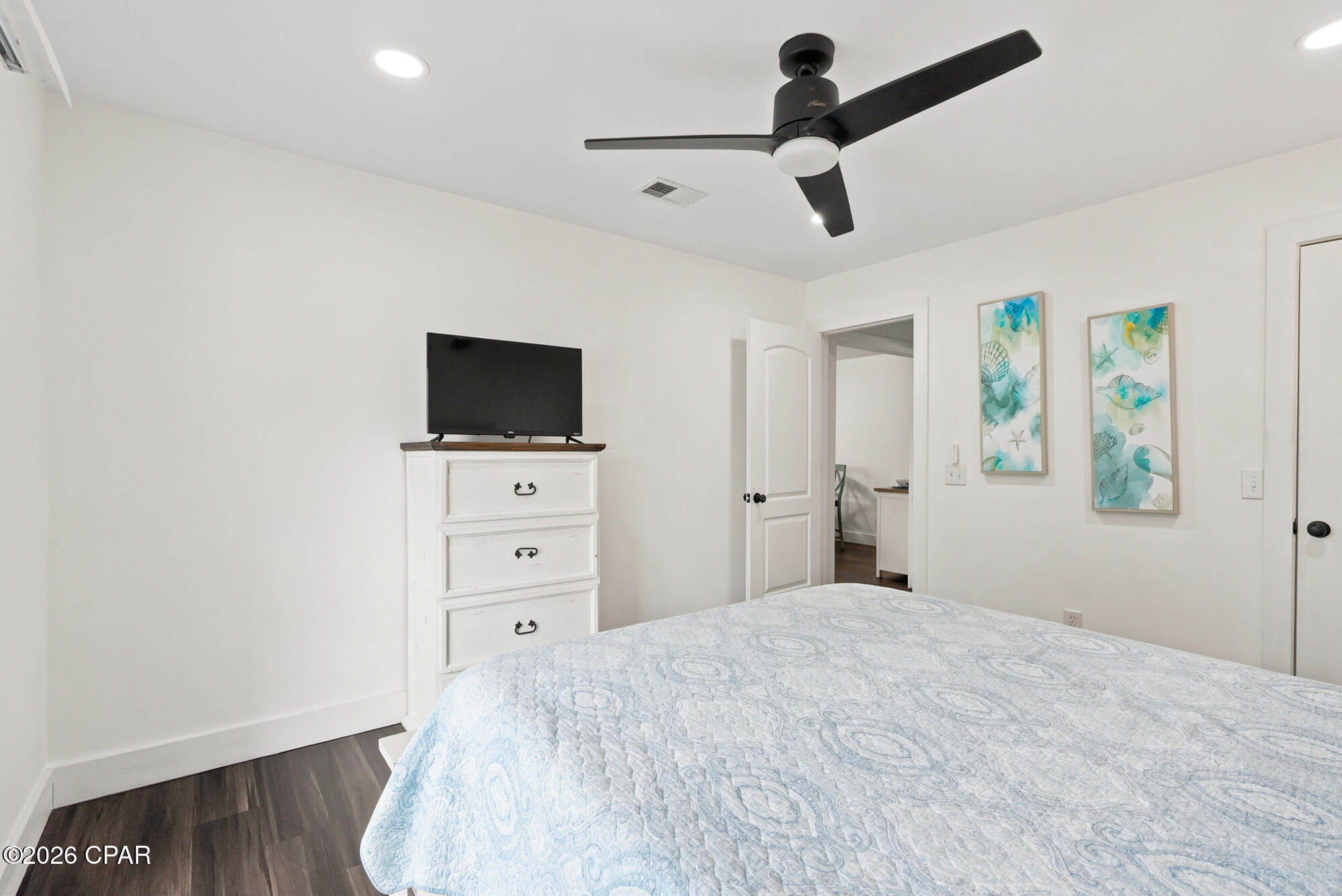 Shade Tree Condo Ph II - Residential