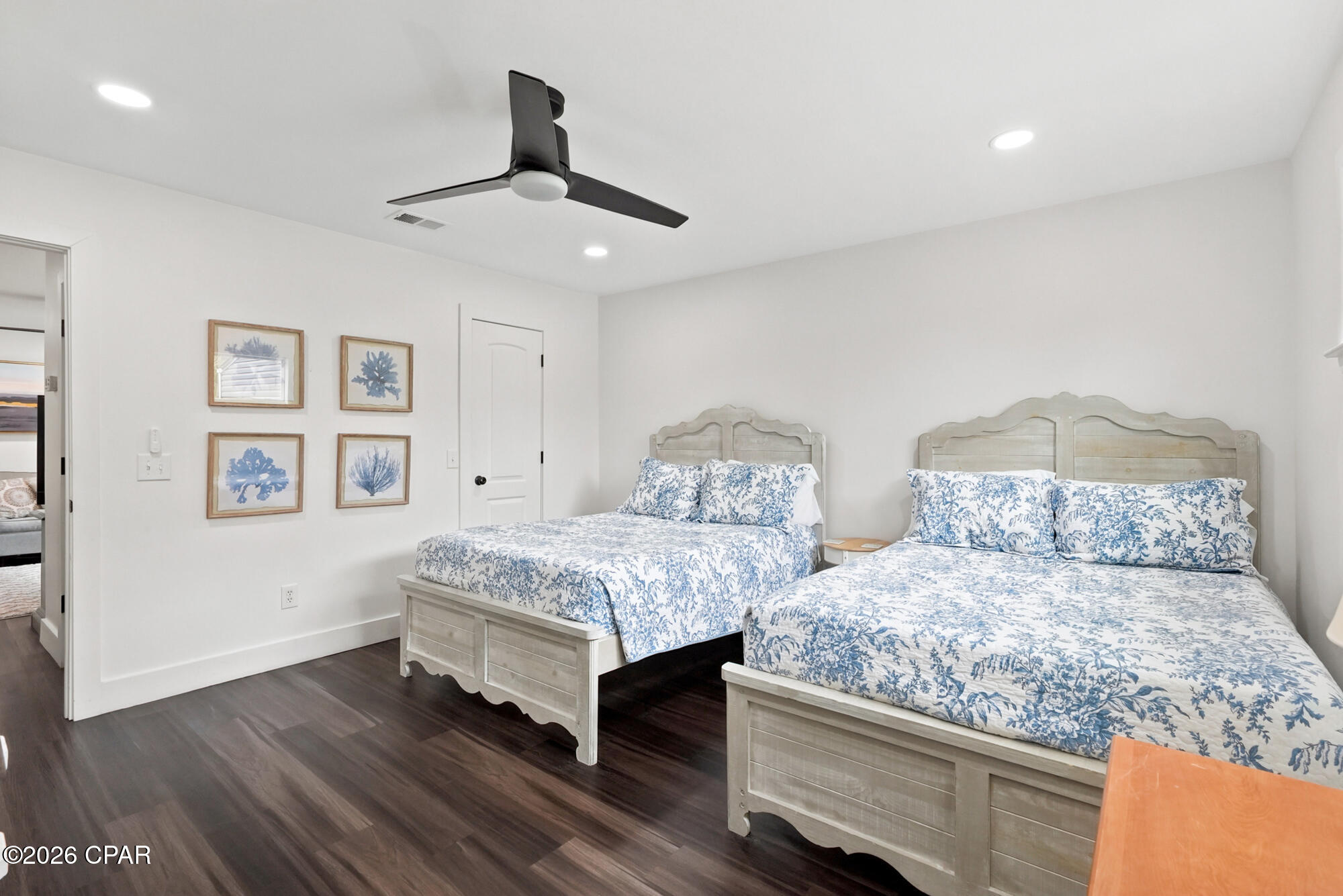 Shade Tree Condo Ph II - Residential