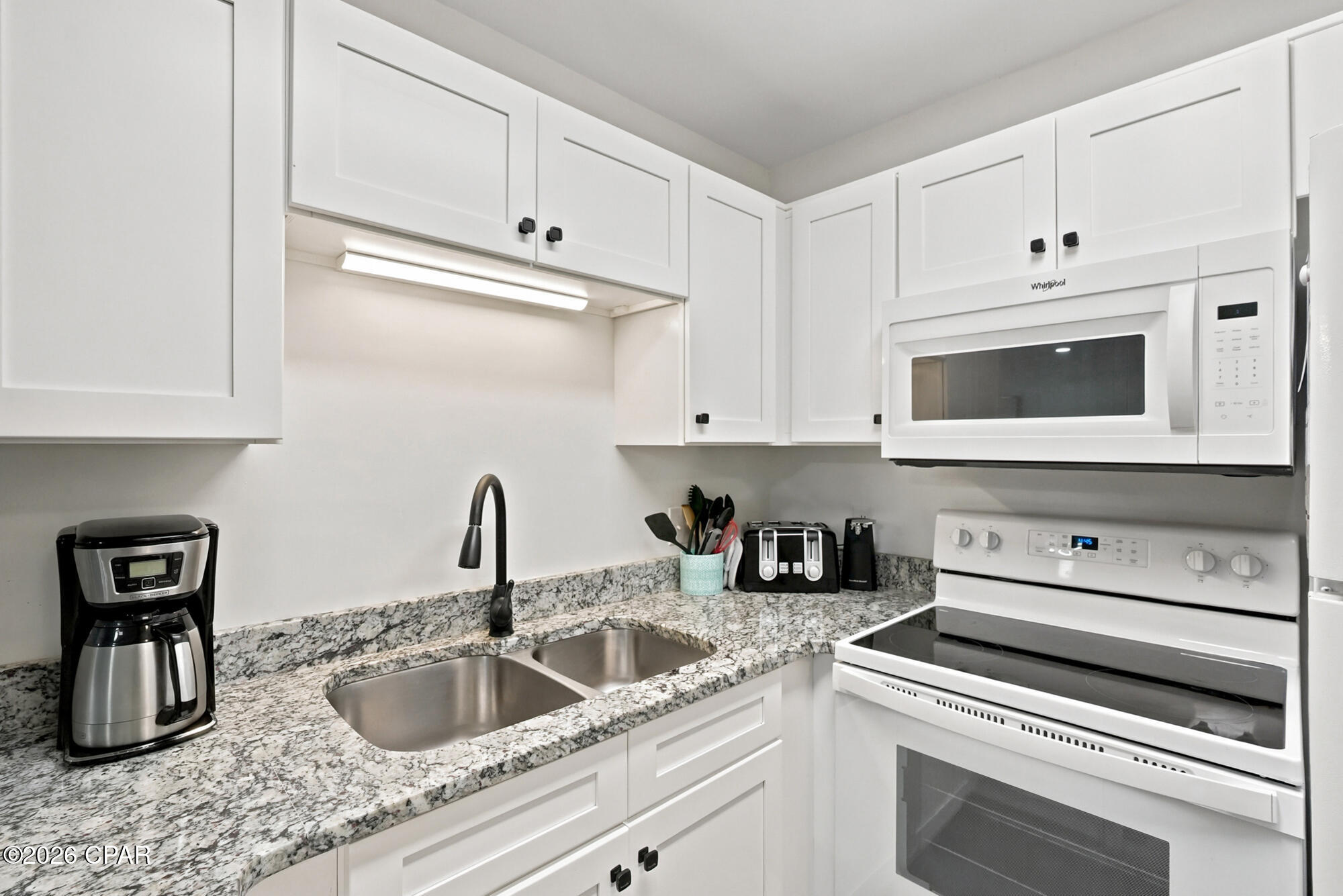Shade Tree Condo Ph II - Residential