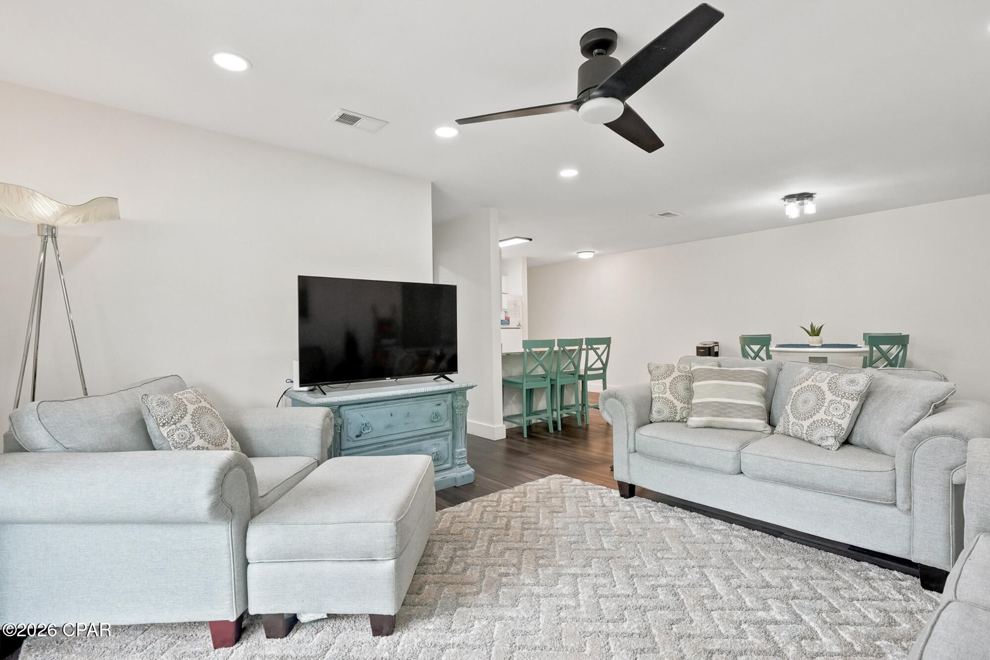 Shade Tree Condo Ph II - Residential
