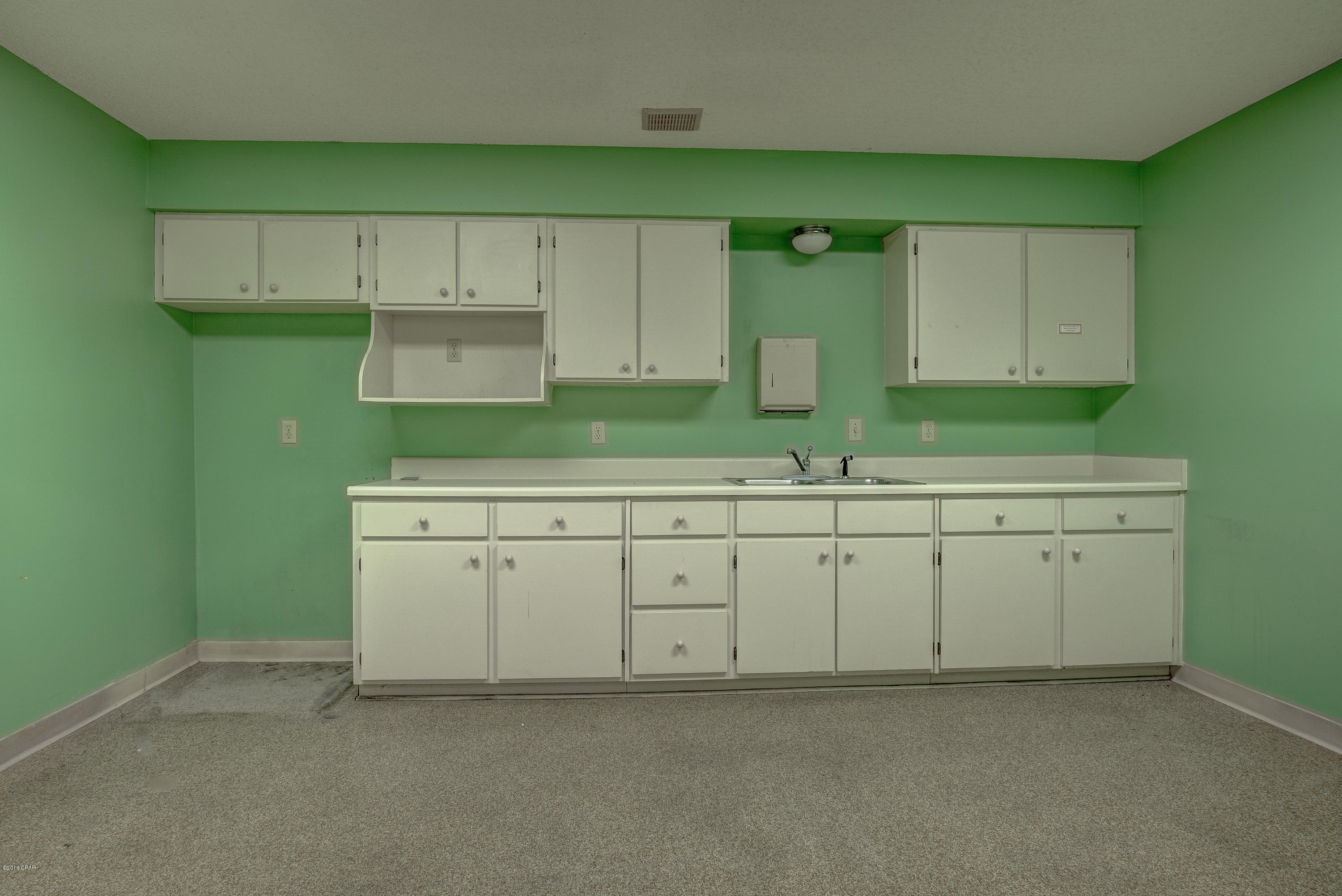 [No Recorded Subdiv] - Commercial Sale