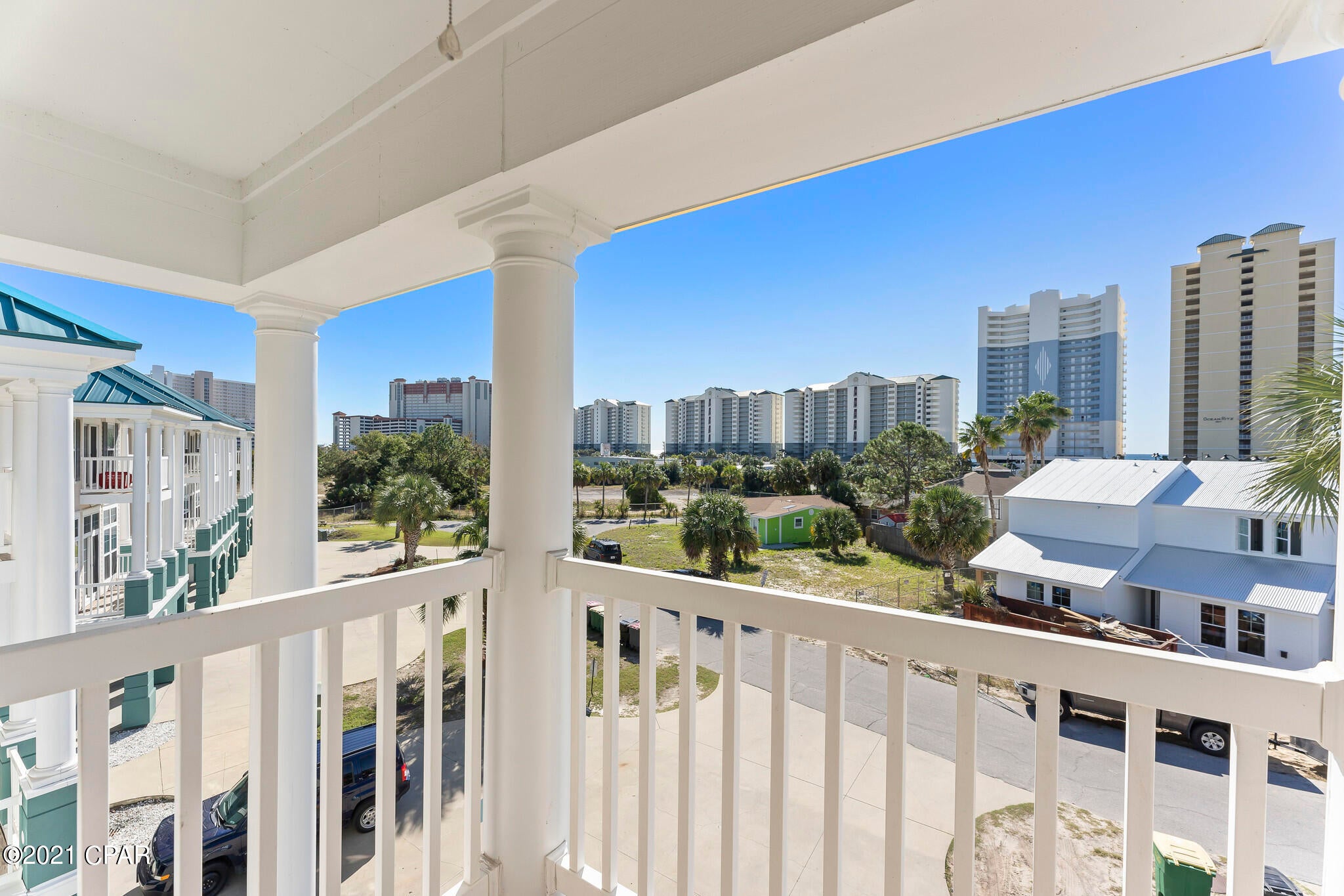 Long Beach 3rd - Residential