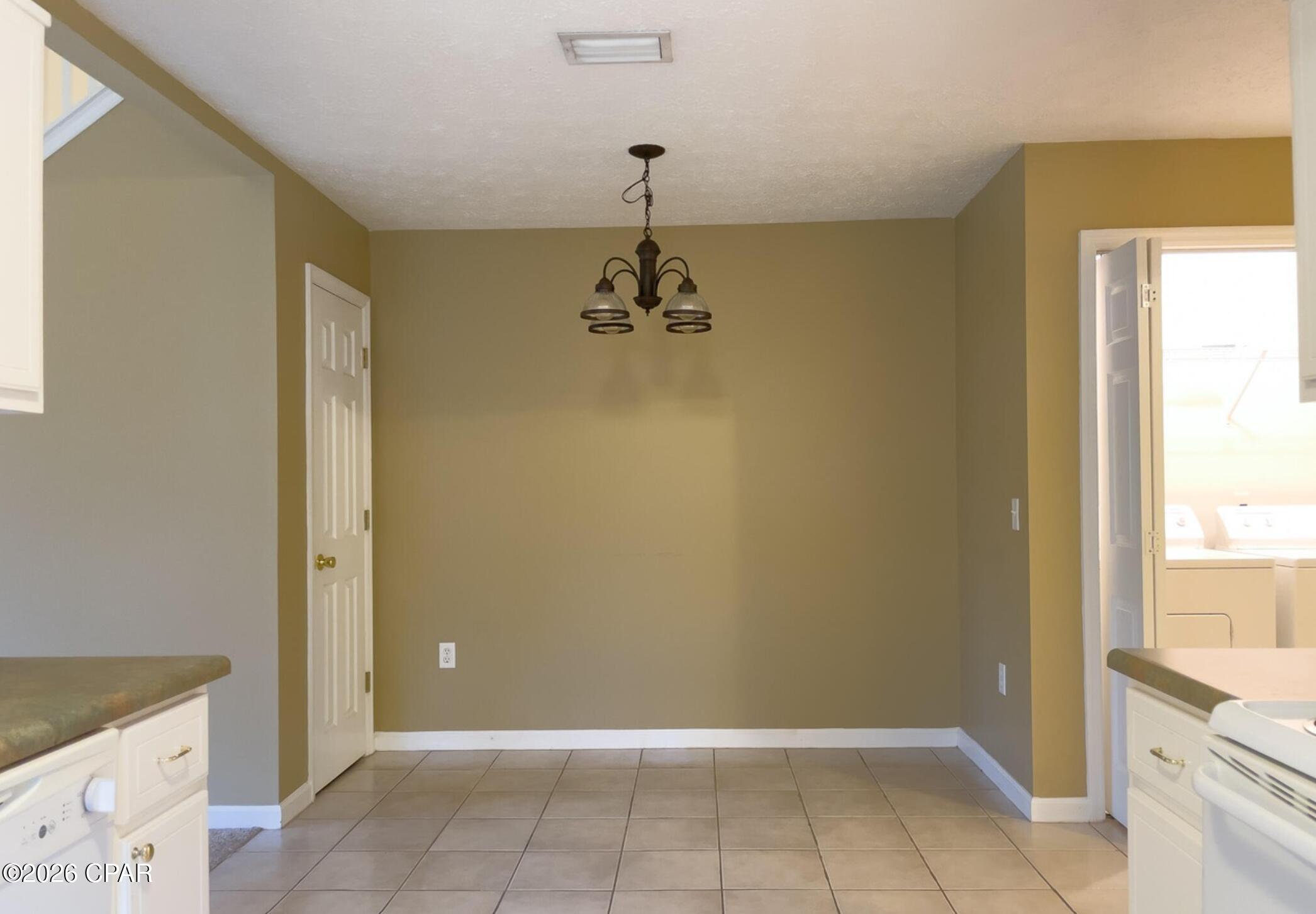 Summer Lace - Residential Lease