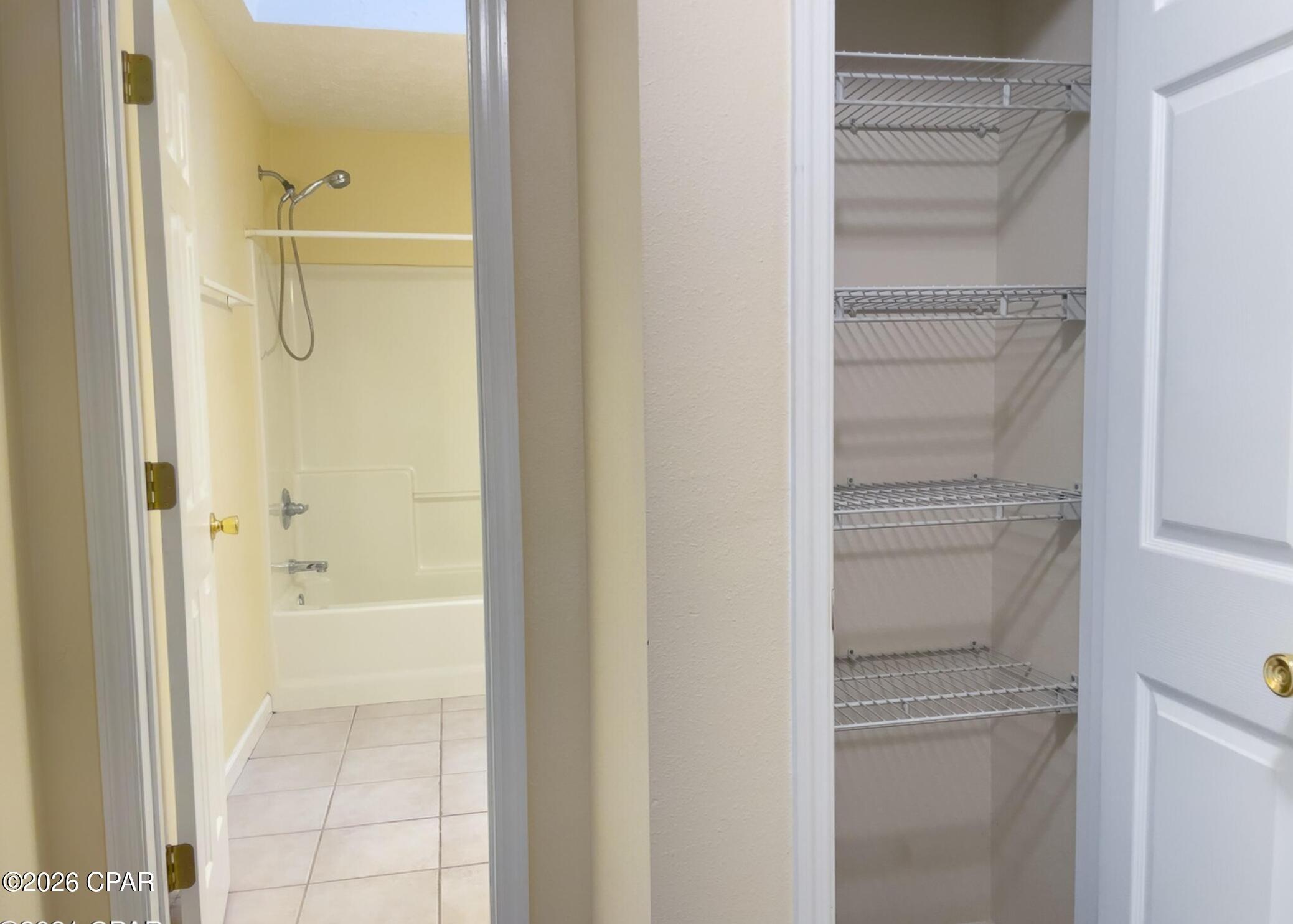 Summer Lace - Residential Lease