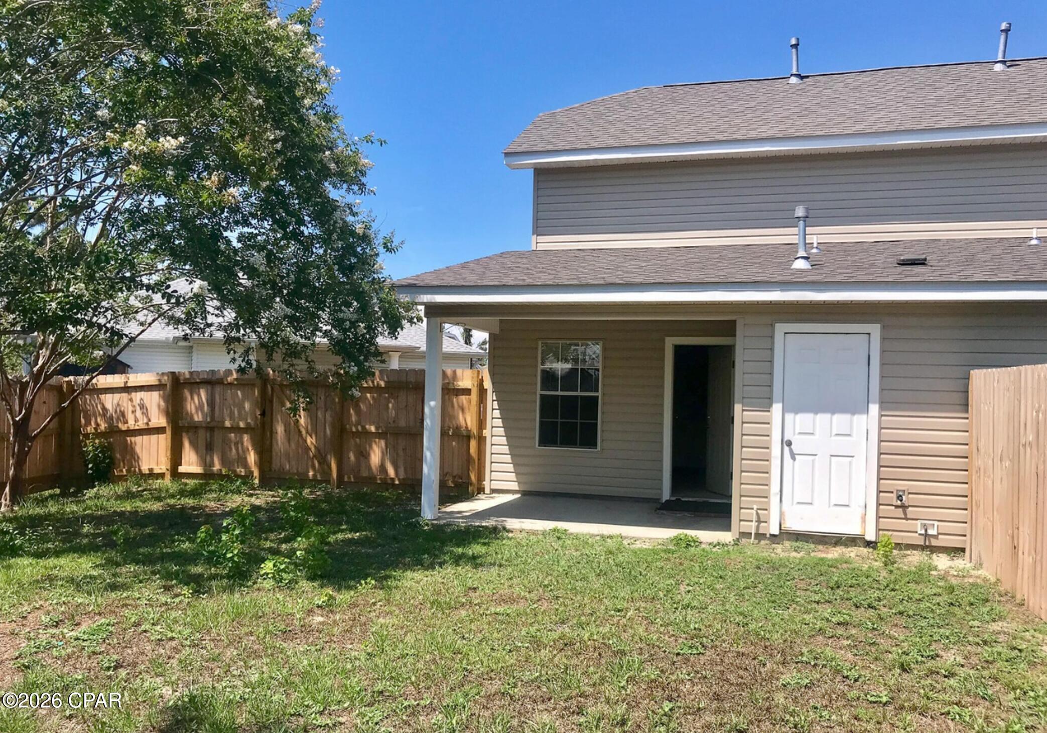Summer Lace - Residential Lease