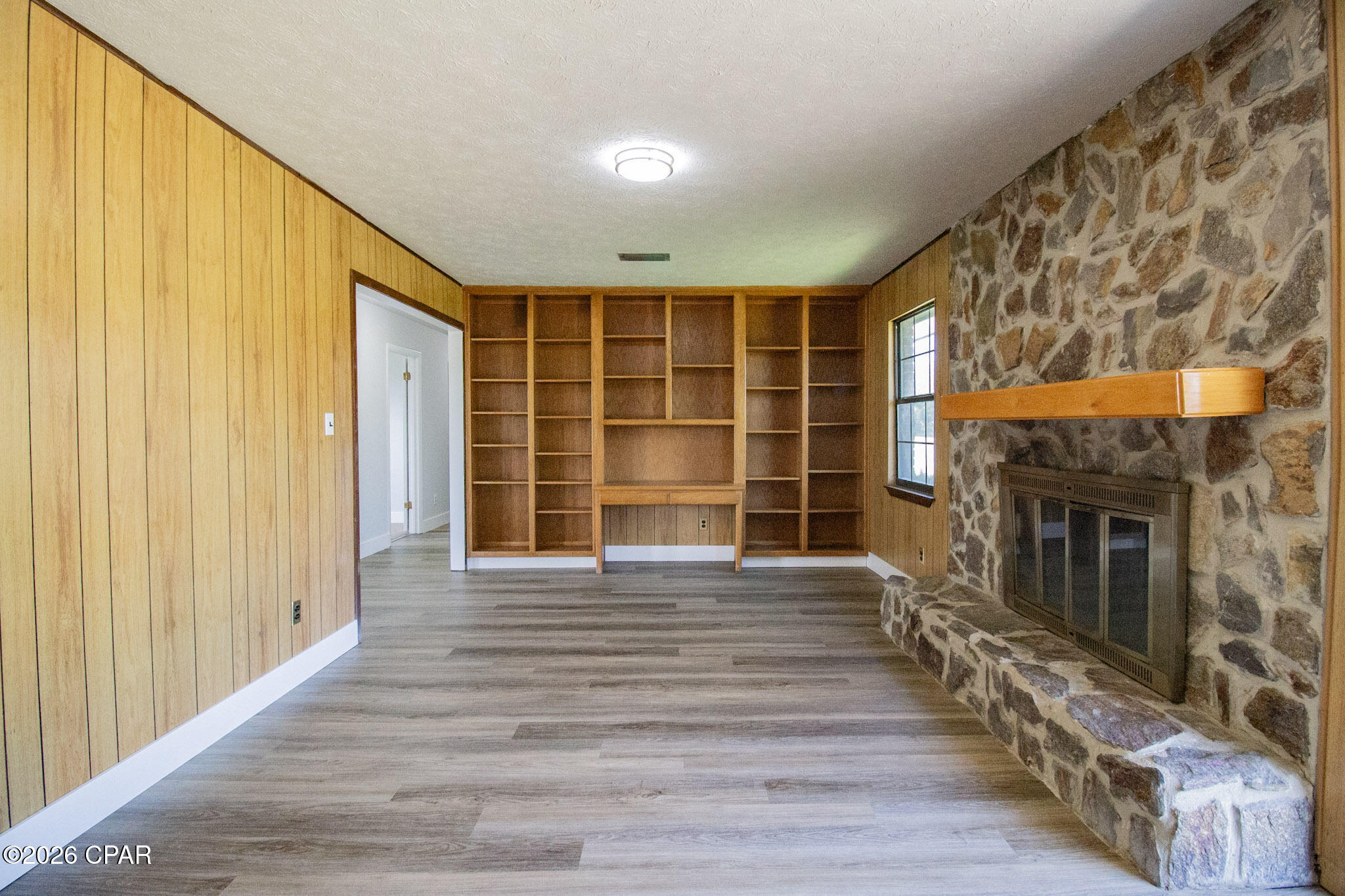 Imperial Oaks - Residential