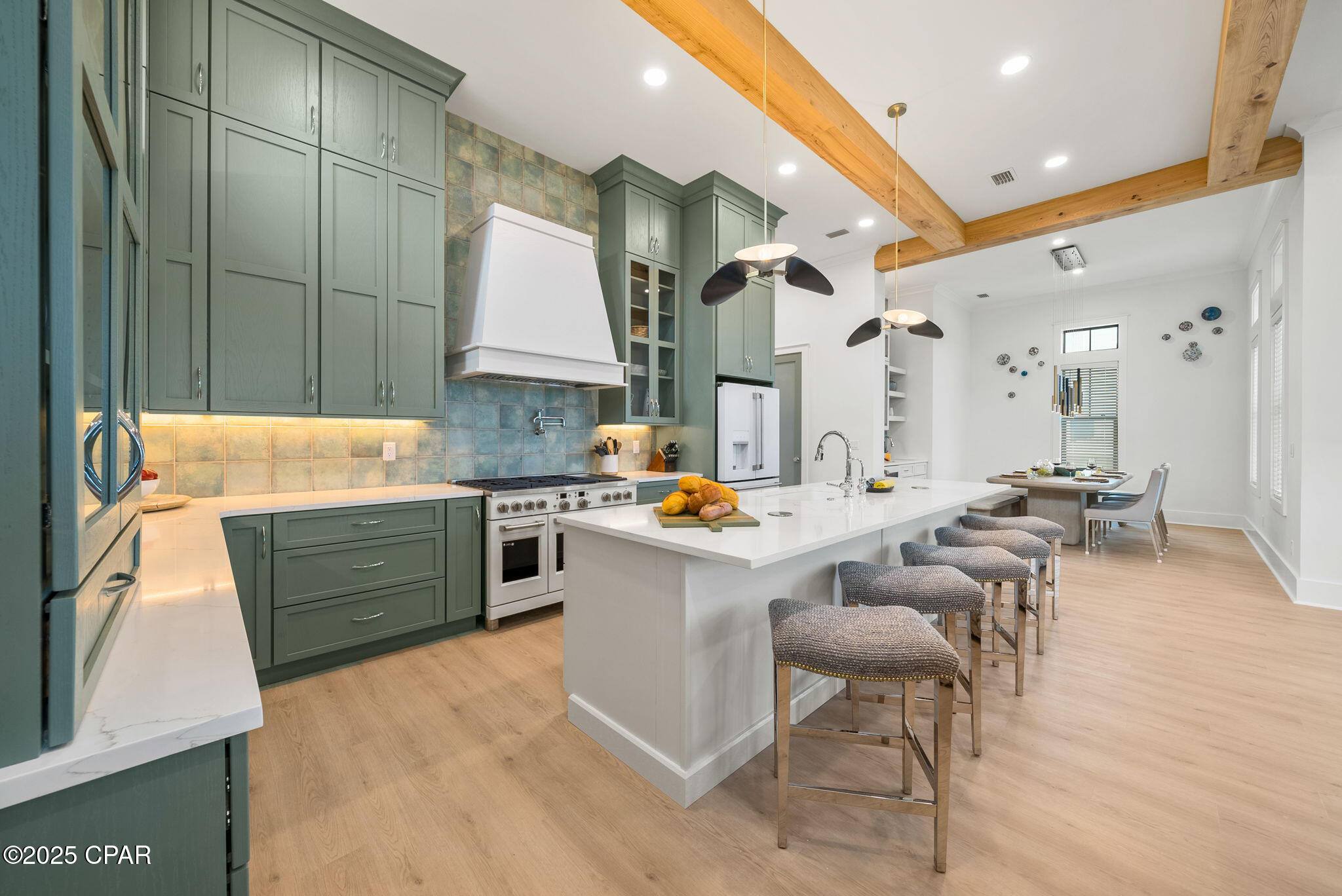 Hadley's Beach - Residential