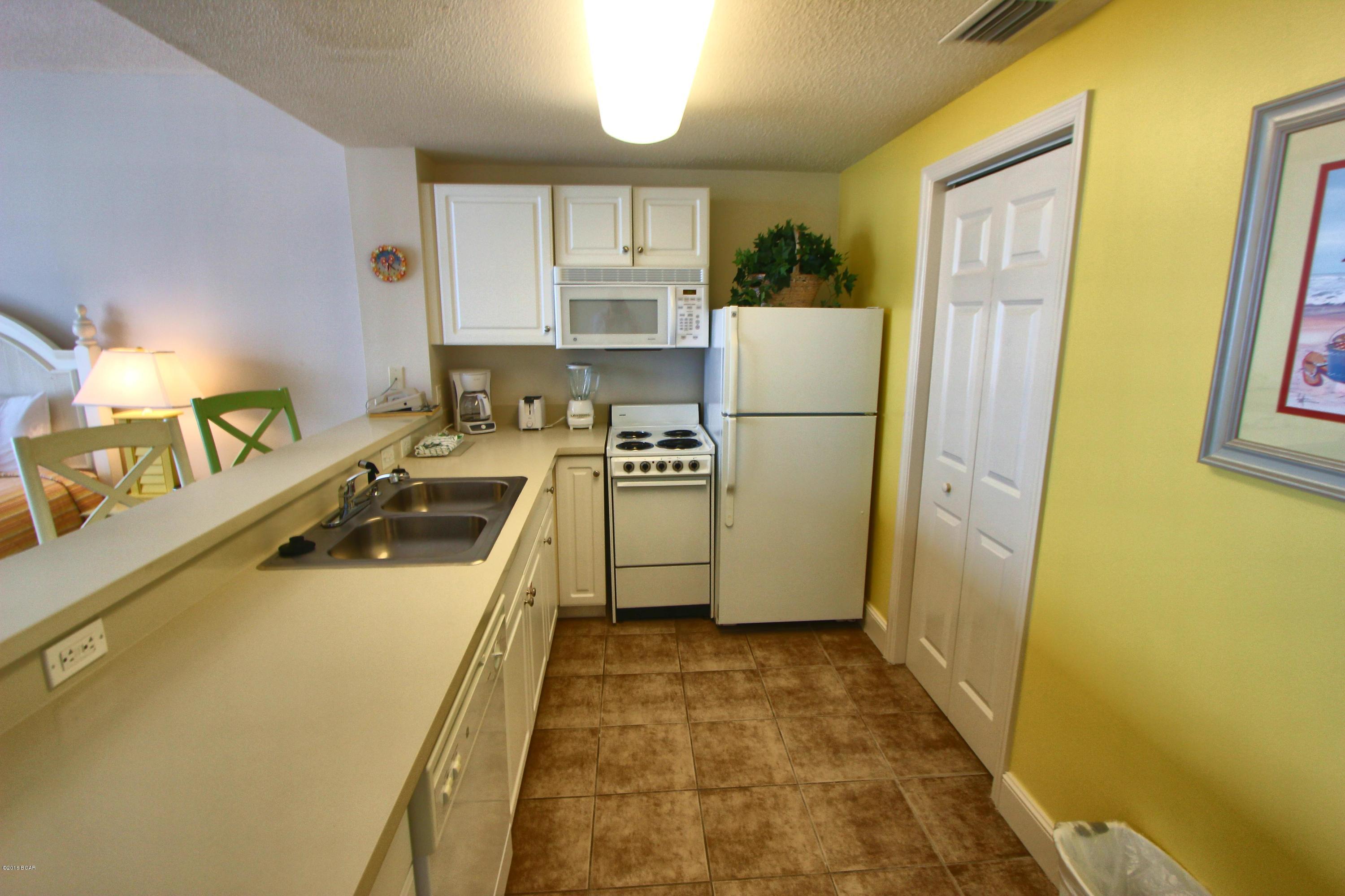 Majestic Beach Tower I - Residential