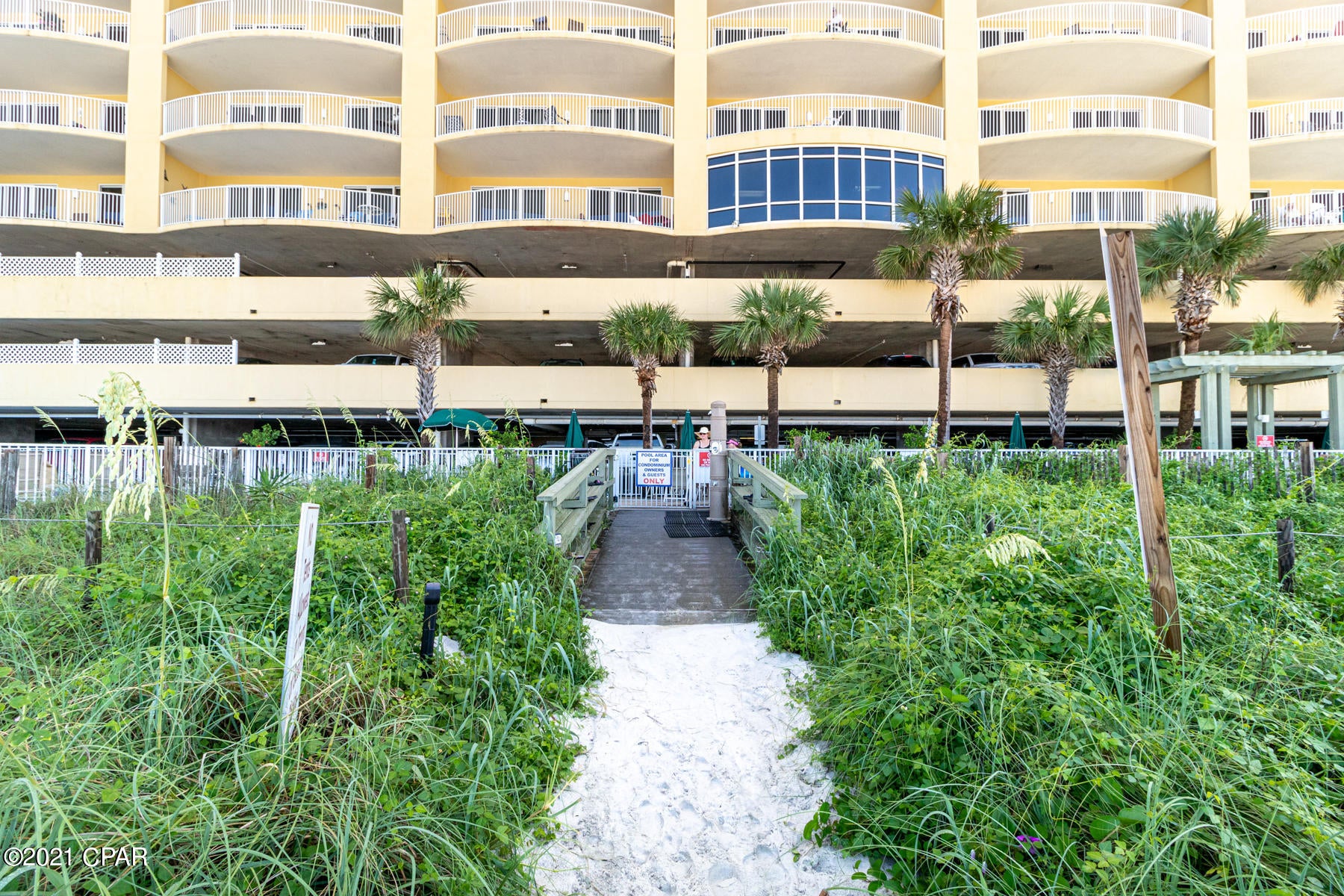 Emerald Isle - Residential
