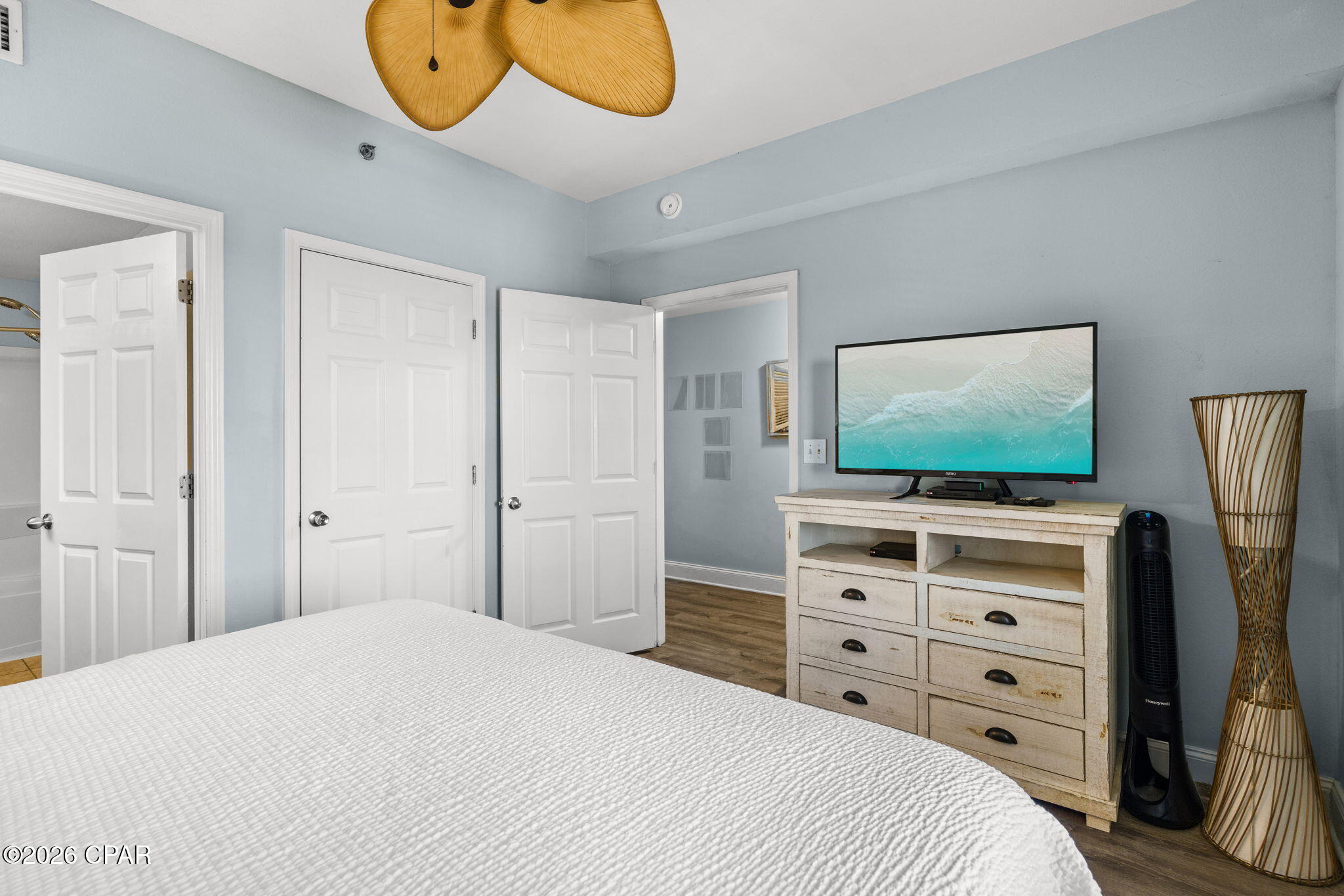 Laketown Wharf - Residential