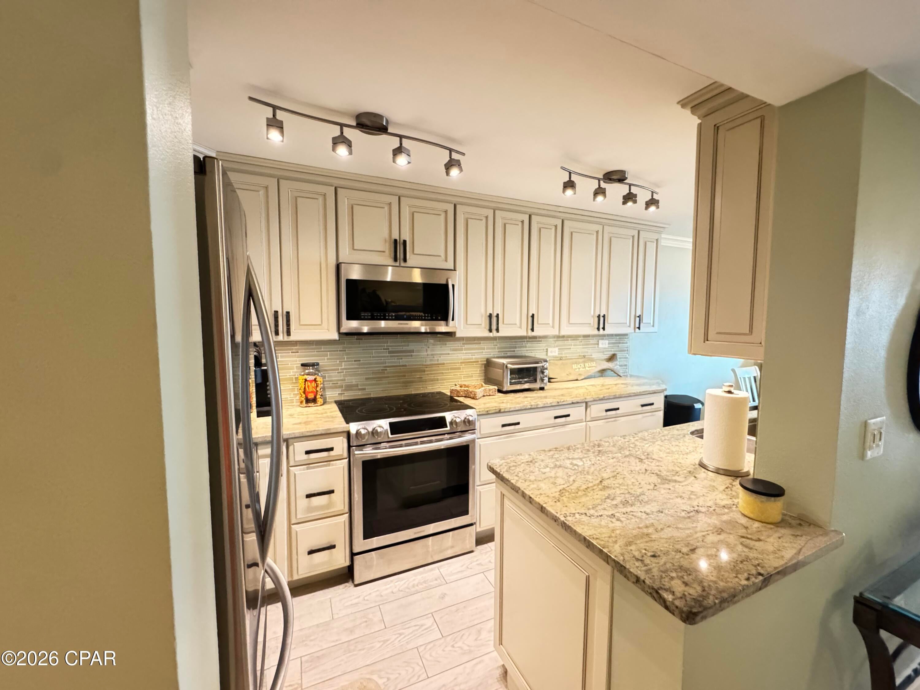 Mariner West Condo - Residential